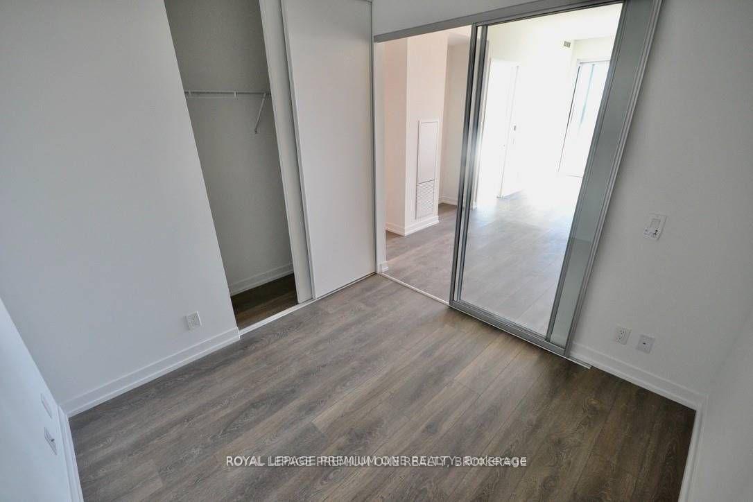 Photo 14 of 5 Buttermill Avenue, Vaughan, Vaughan Corporate Centre — HOMEH