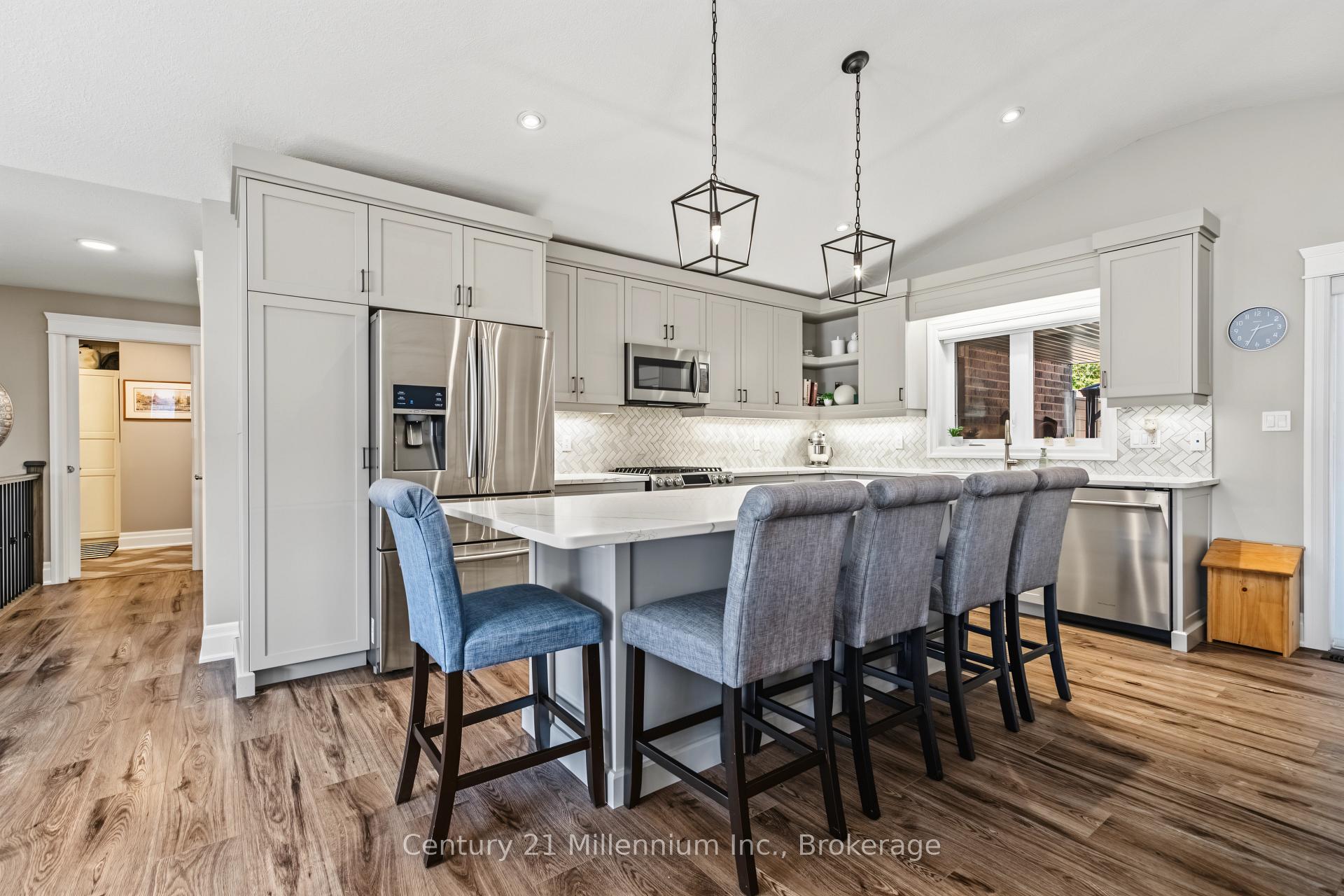 Photo 17 of 215 Djay Crescent, West Grey — HOMEH