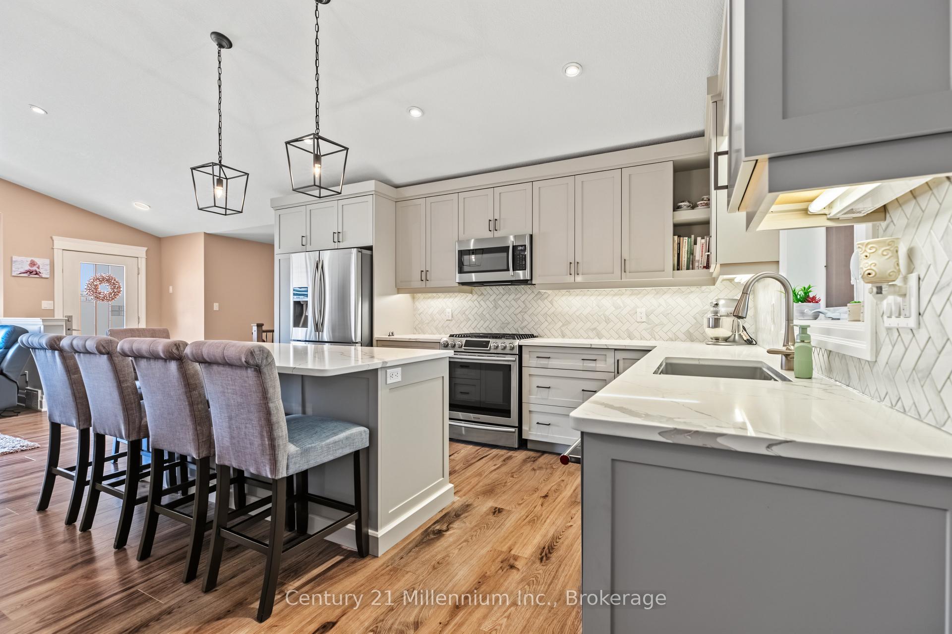 Photo 19 of 215 Djay Crescent, West Grey — HOMEH