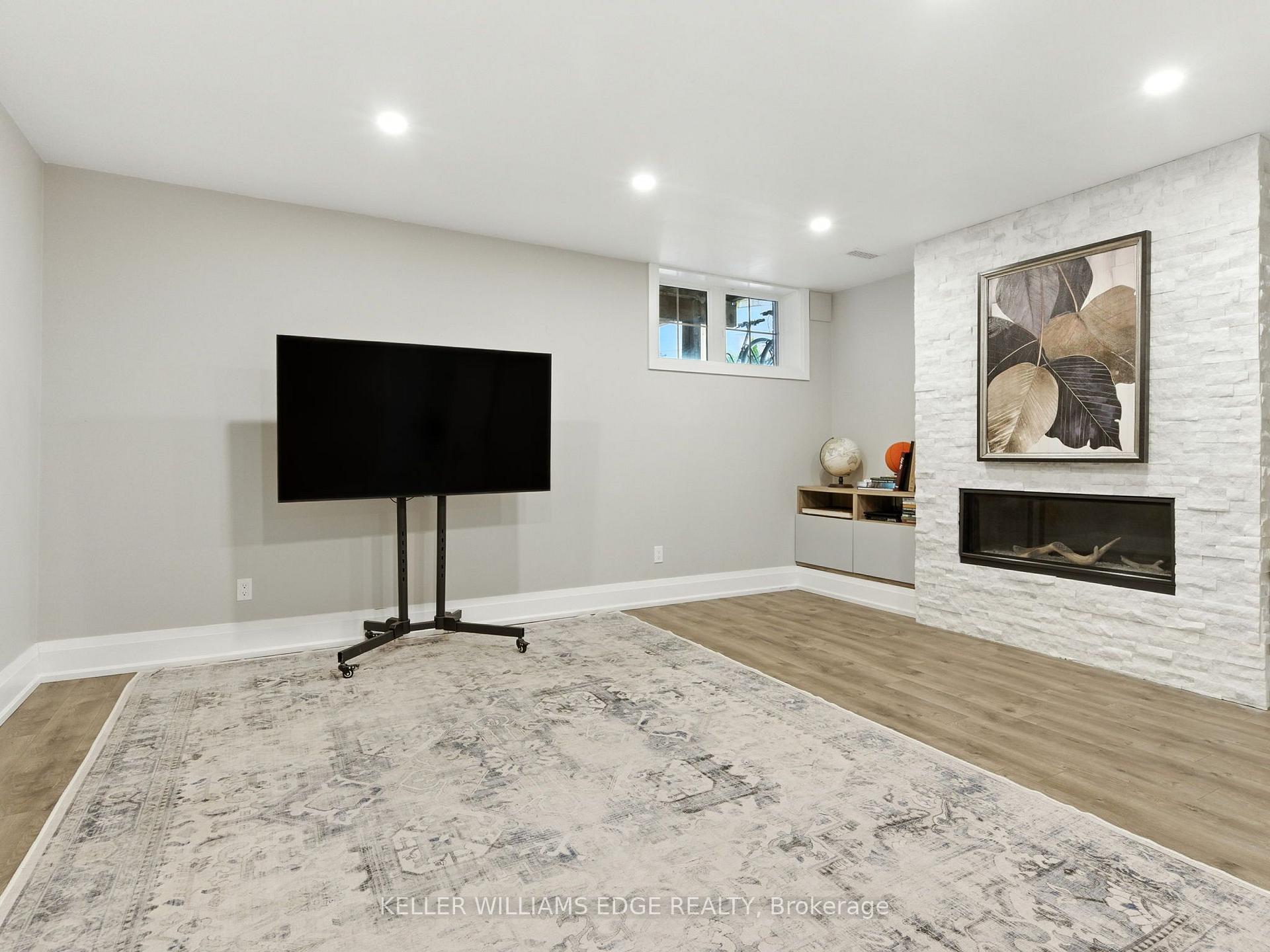 Photo 29 of 200 Giddings Crescent, Milton, Scott — HOMEH