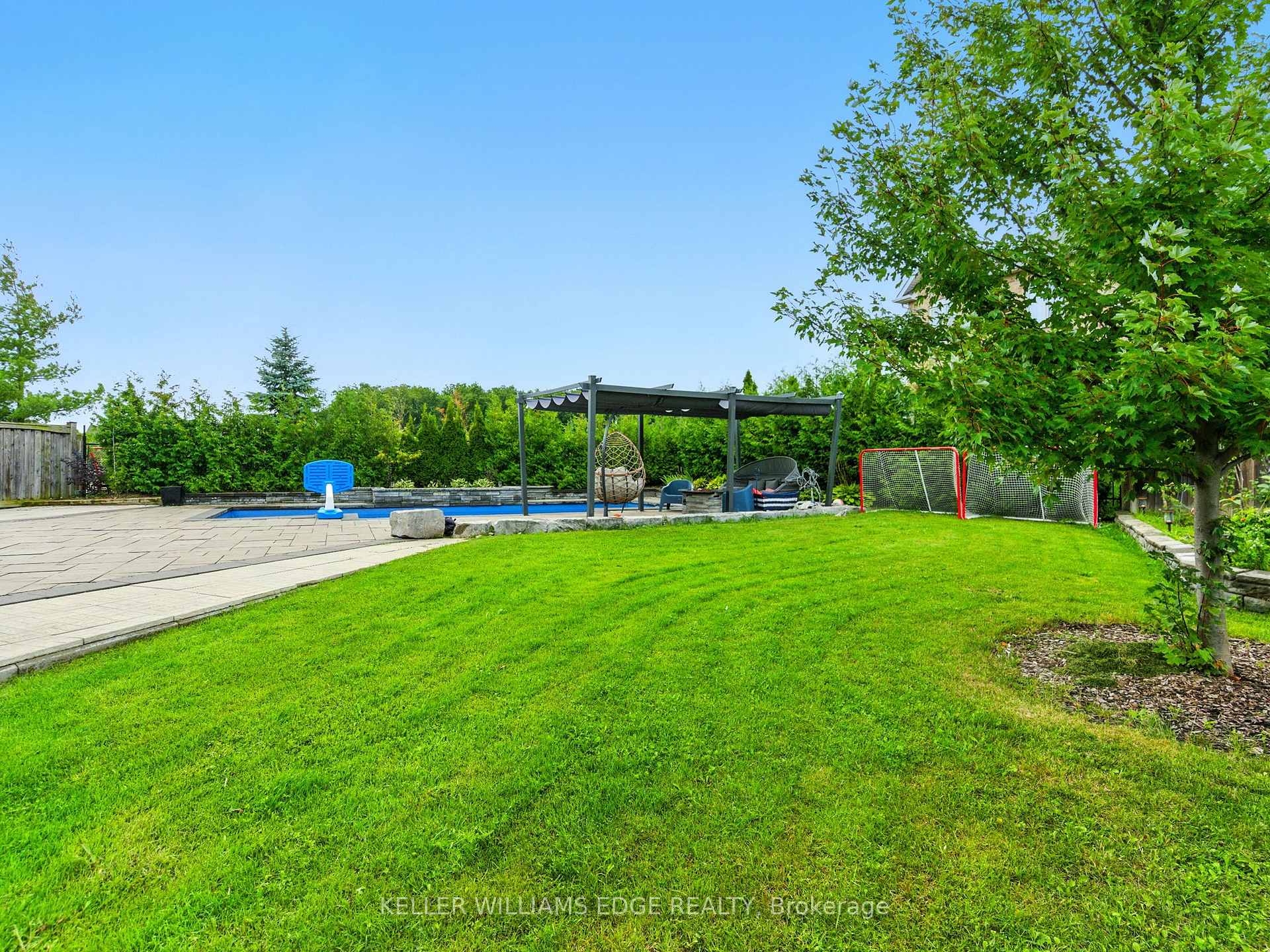 Photo 44 of 200 Giddings Crescent, Milton, Scott — HOMEH