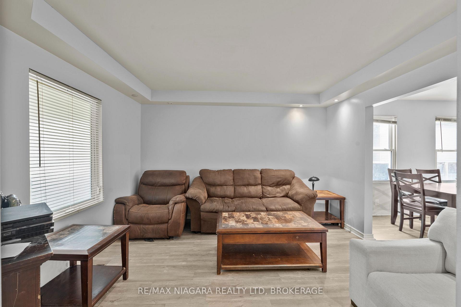 Photo 8 of 6293 Bellevue Street, Niagara Falls, Morrison — HOMEH