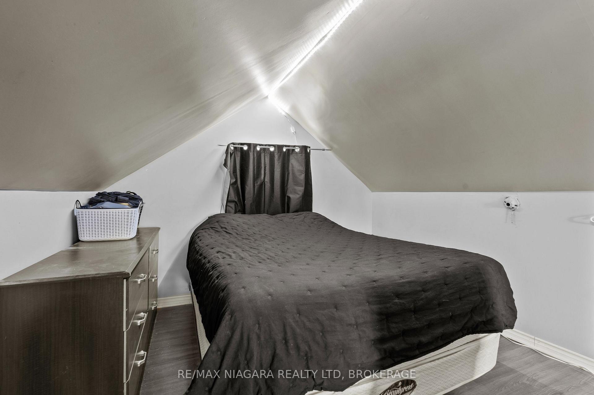 Photo 22 of 6293 Bellevue Street, Niagara Falls, Morrison — HOMEH