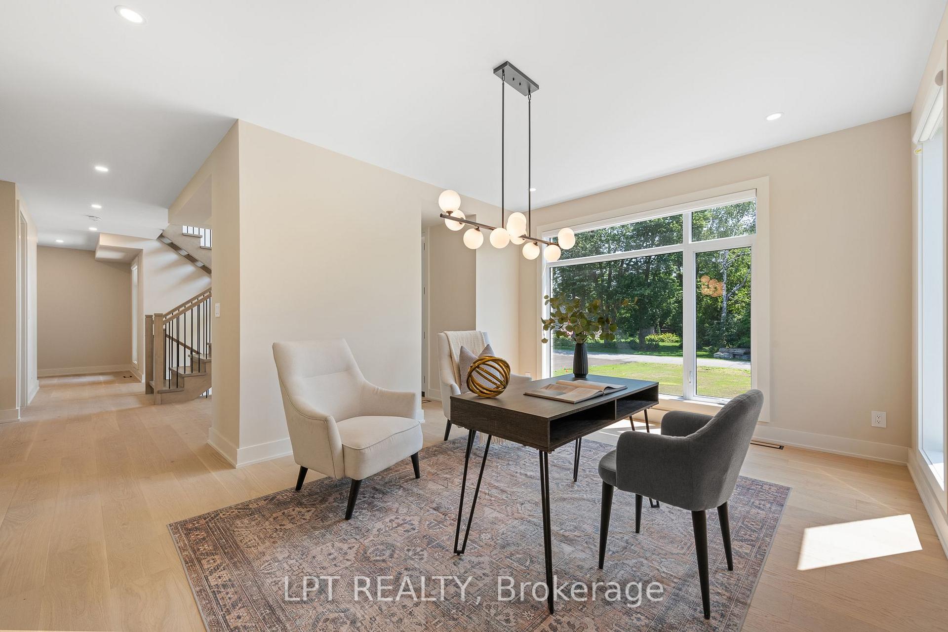 Photo 7 of 15 Briggs Avenue, Ottawa, Pineglen/Country Place — HOMEH