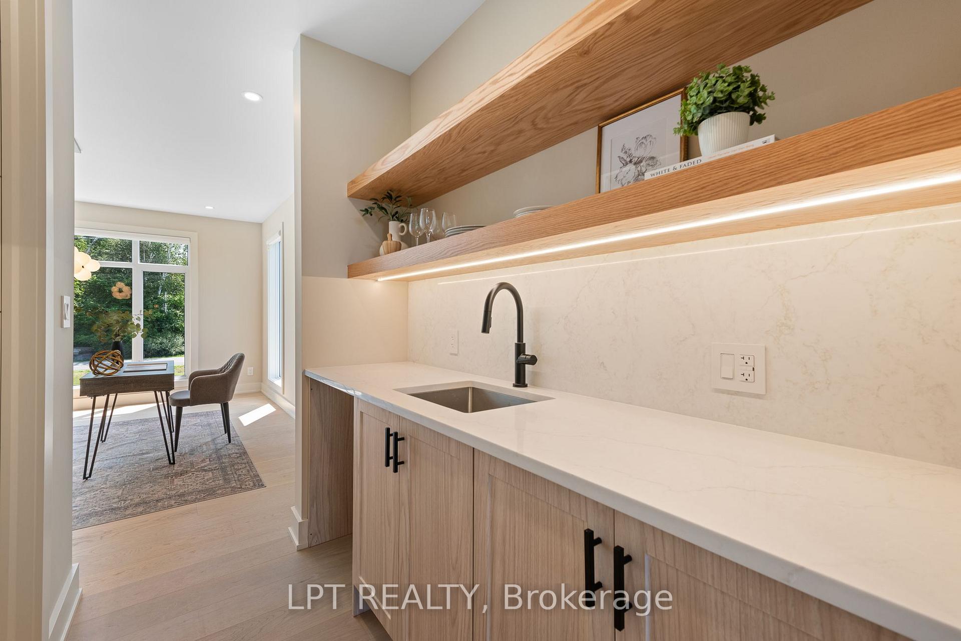 Photo 11 of 15 Briggs Avenue, Ottawa, Pineglen/Country Place — HOMEH