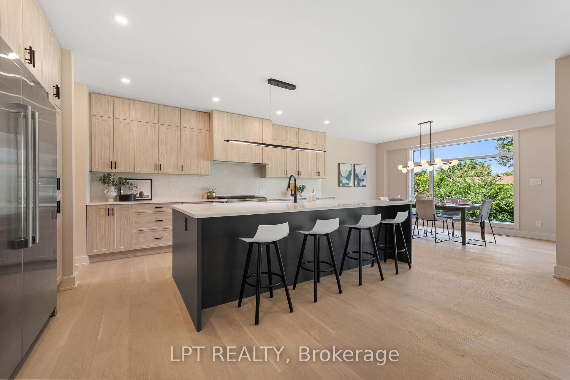 Photo 16 of 15 Briggs Avenue, Ottawa, Pineglen/Country Place — HOMEH