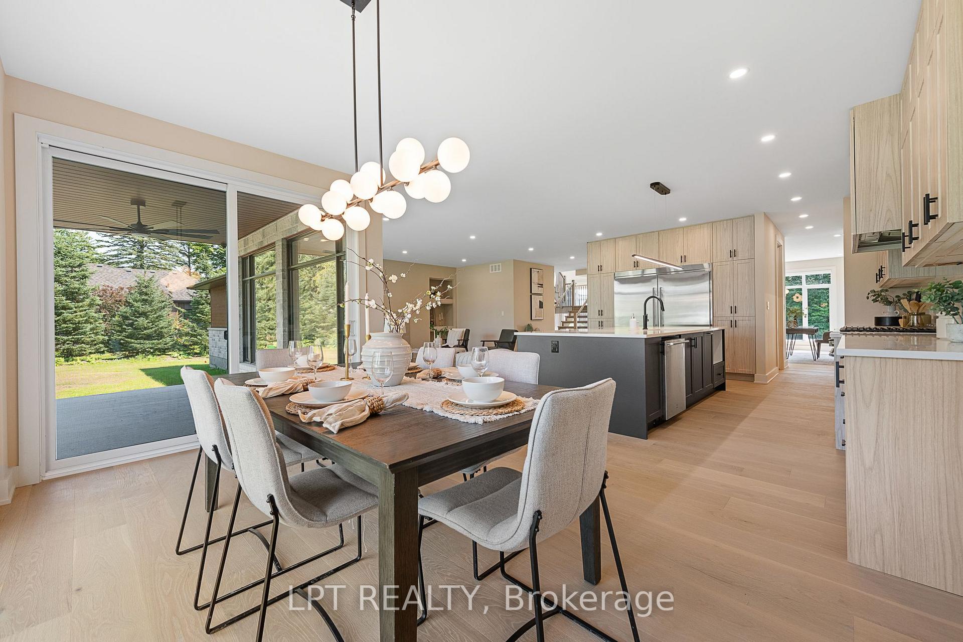 Photo 20 of 15 Briggs Avenue, Ottawa, Pineglen/Country Place — HOMEH