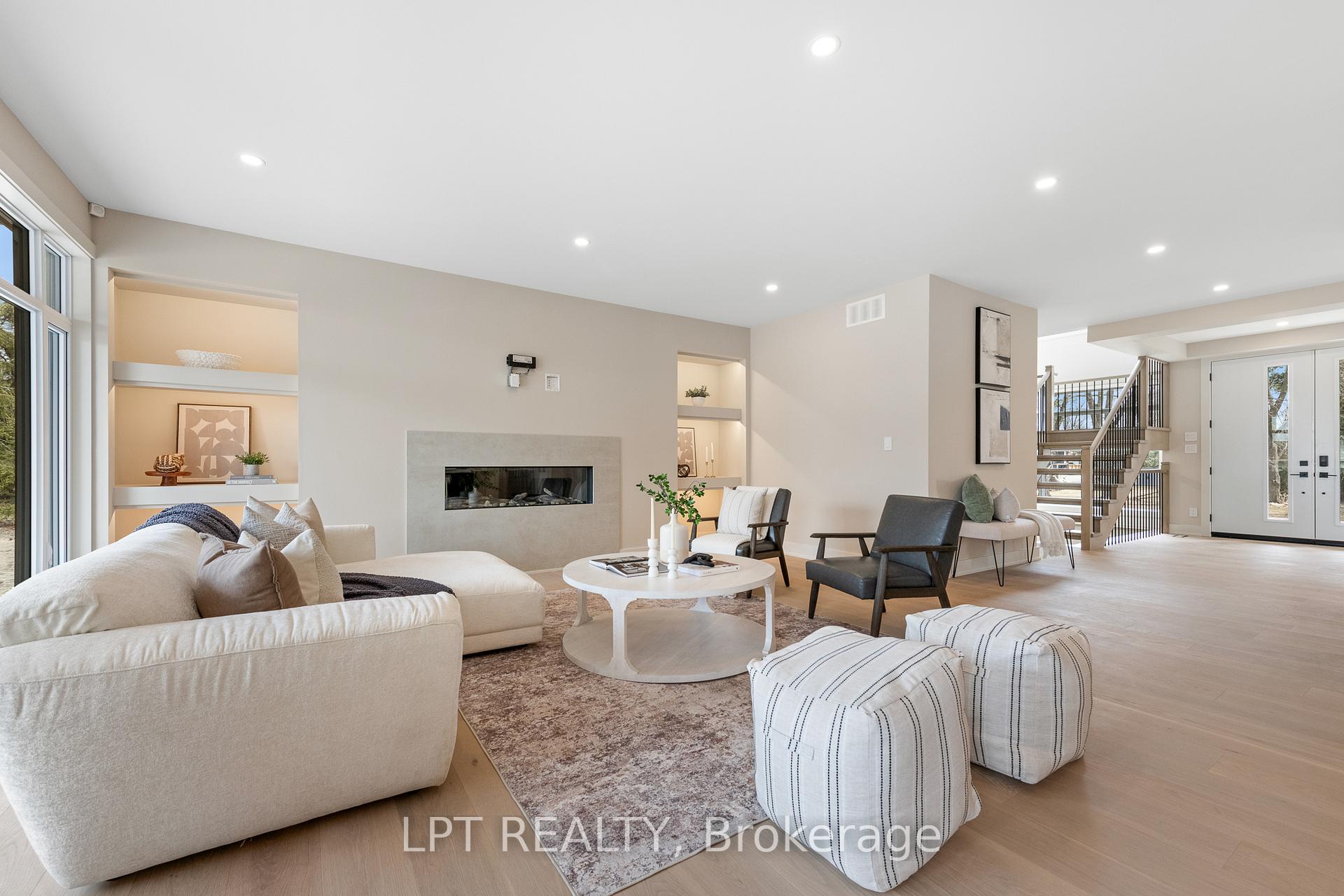 Photo 21 of 15 Briggs Avenue, Ottawa, Pineglen/Country Place — HOMEH