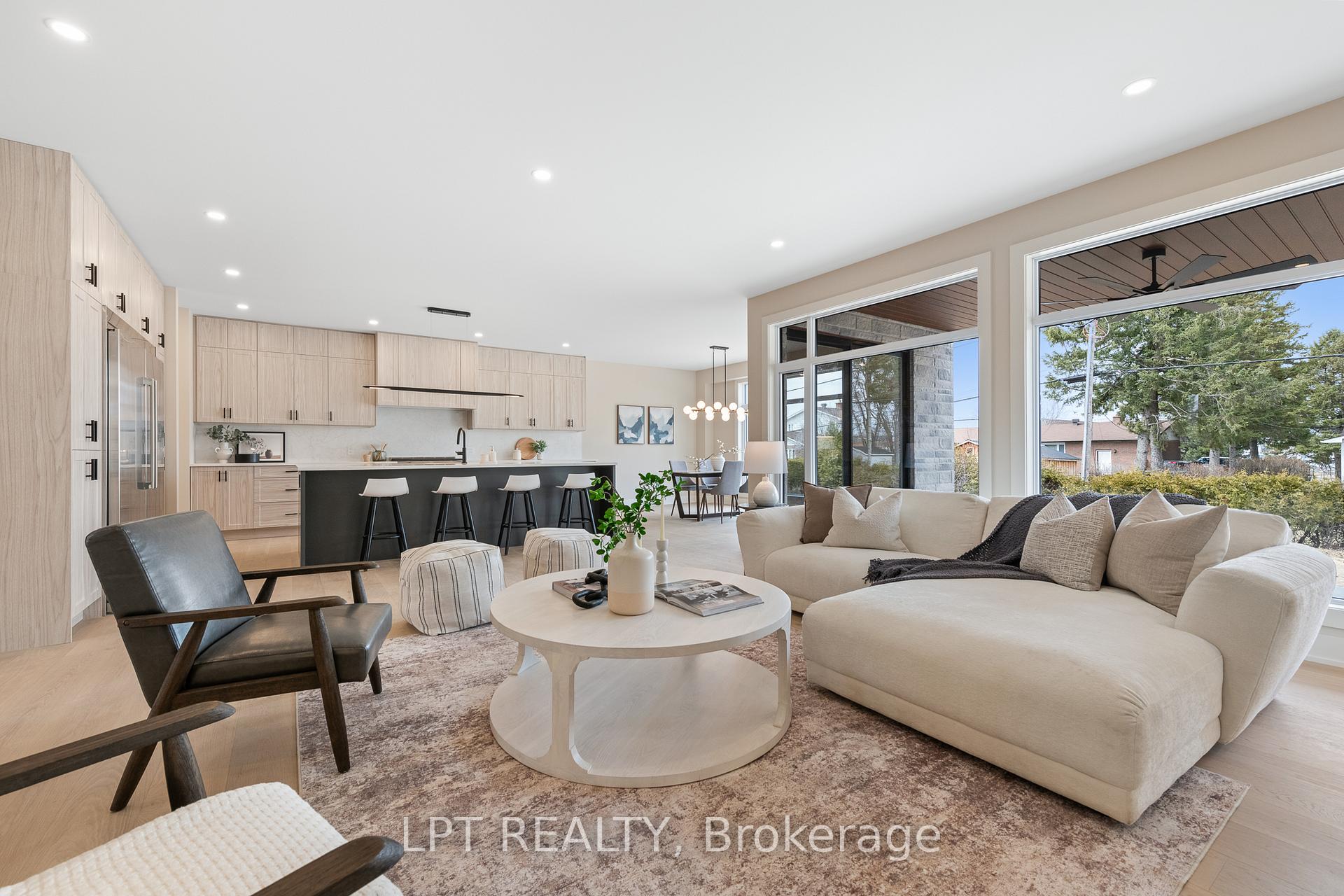 Photo 23 of 15 Briggs Avenue, Ottawa, Pineglen/Country Place — HOMEH
