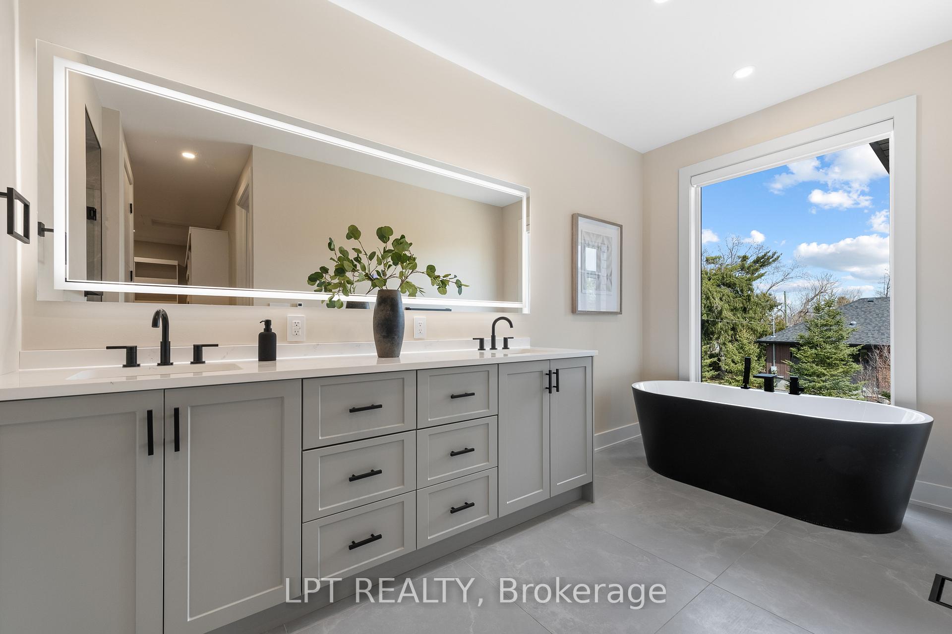 Photo 31 of 15 Briggs Avenue, Ottawa, Pineglen/Country Place — HOMEH