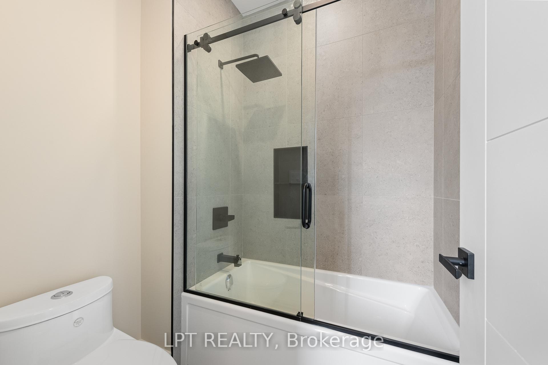 Photo 42 of 15 Briggs Avenue, Ottawa, Pineglen/Country Place — HOMEH