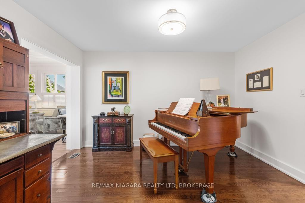 Photo 10 of 309 Orchard Drive, Niagara-on-the-Lake, Town — HOMEH