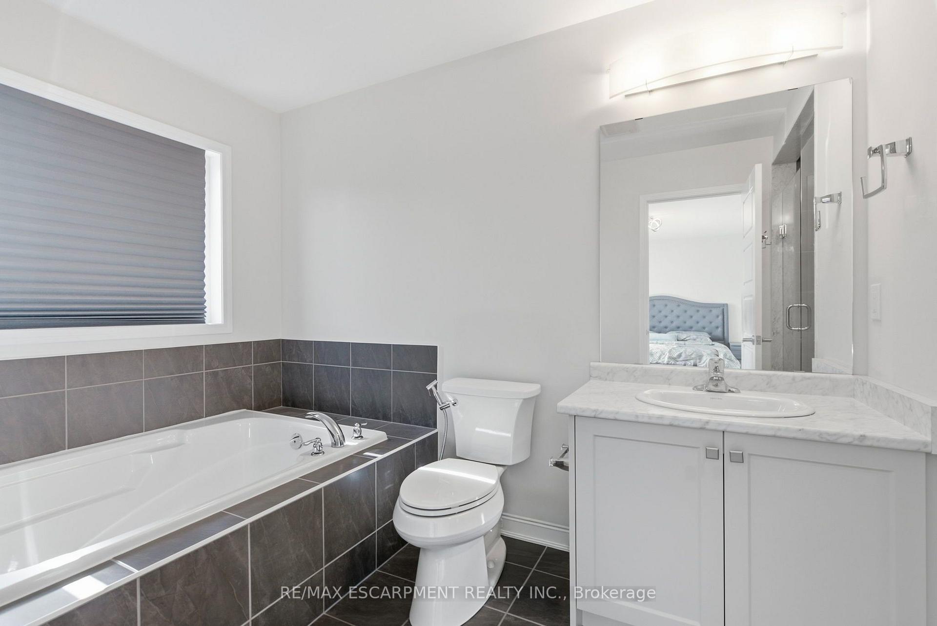 Photo 19 of 8 Magdalena Street, Hamilton, Stoney Creek Mountain — HOMEH