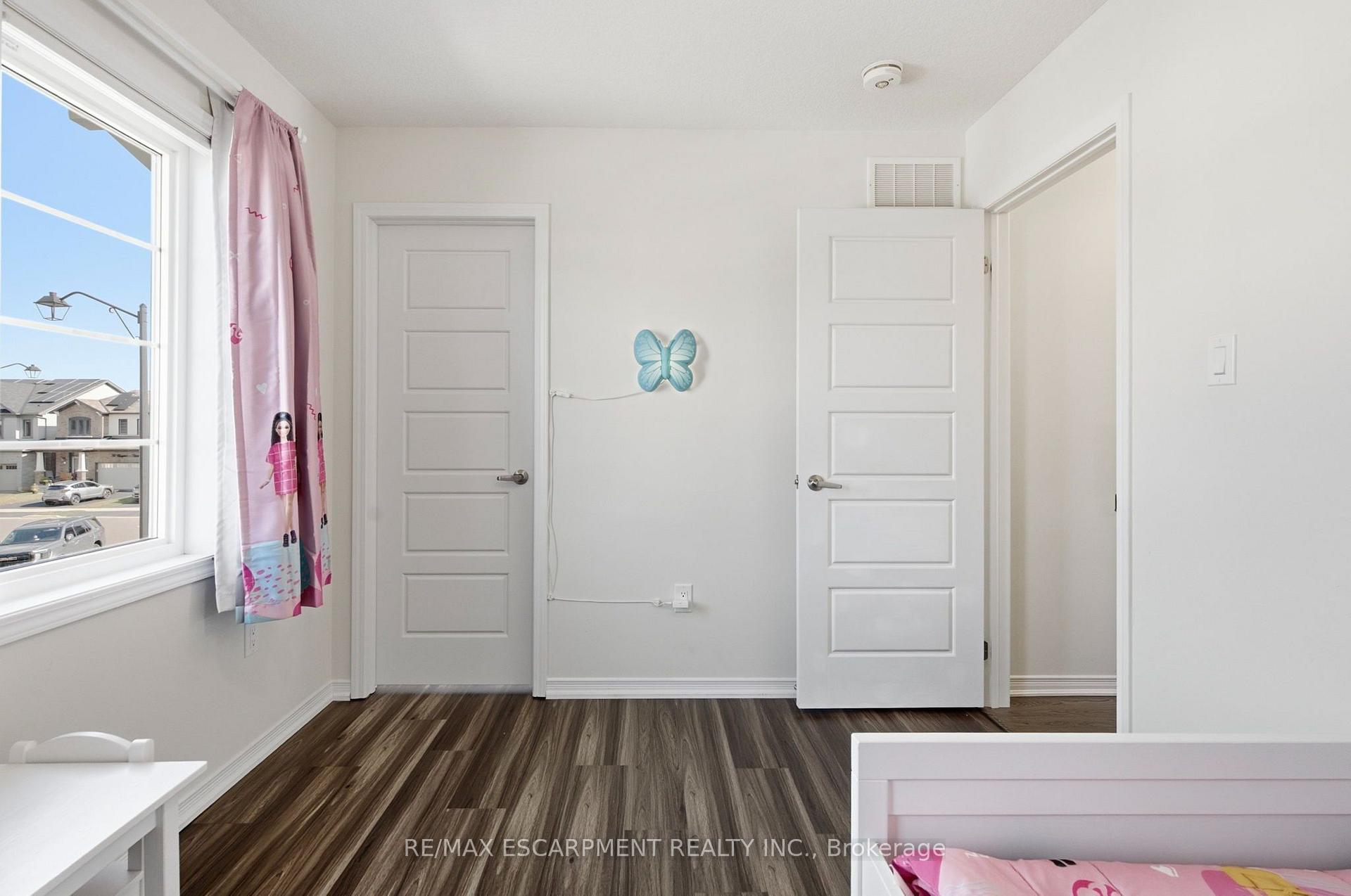 Photo 26 of 8 Magdalena Street, Hamilton, Stoney Creek Mountain — HOMEH