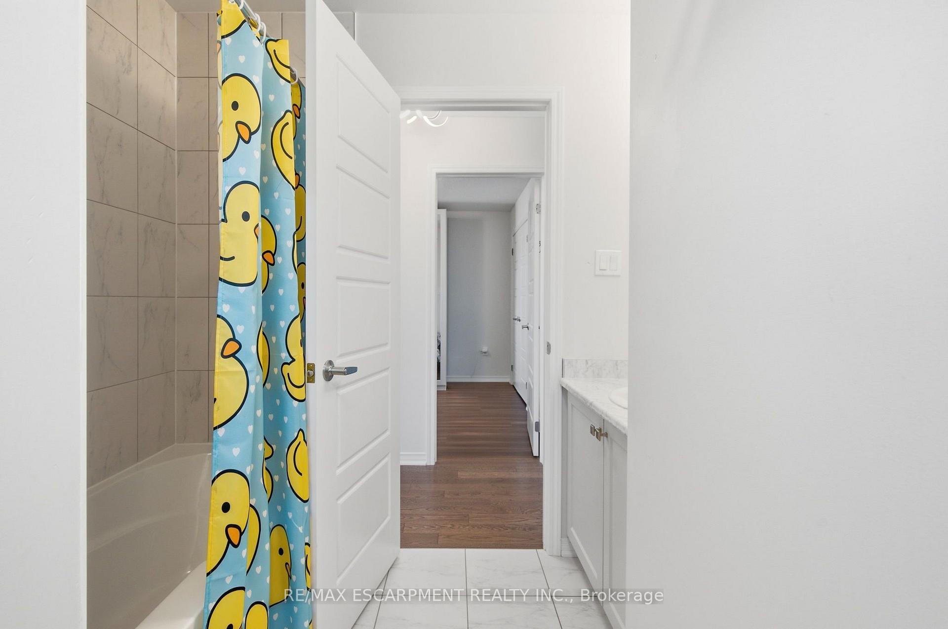 Photo 30 of 8 Magdalena Street, Hamilton, Stoney Creek Mountain — HOMEH