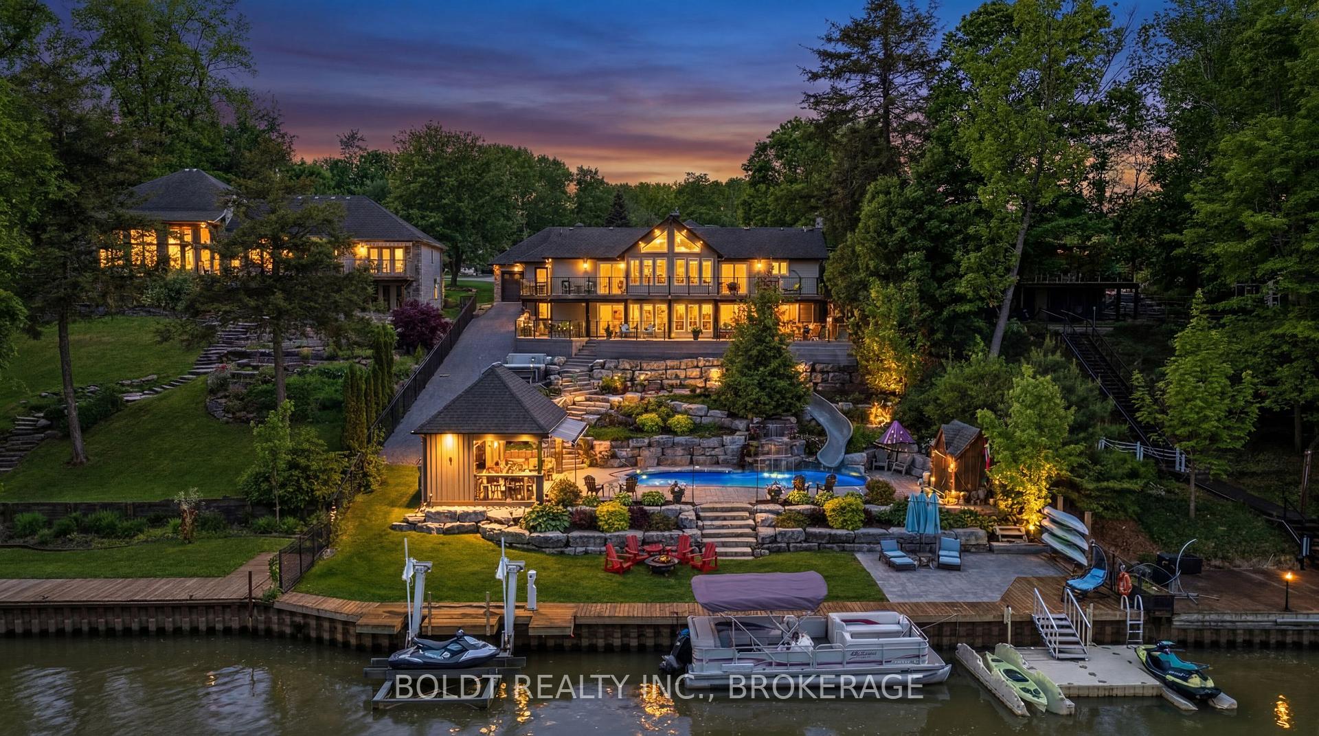 Photo 2 of 99 Donjon Boulevard, Norfolk, Port Dover — HOMEH
