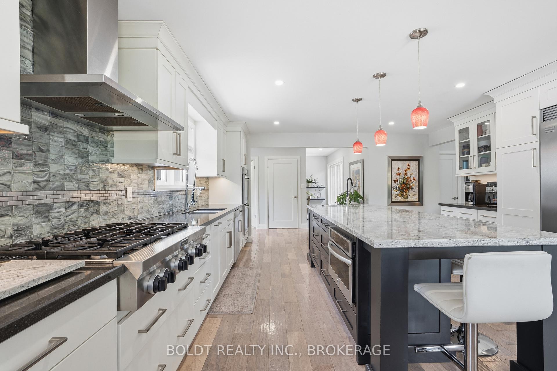 Photo 11 of 99 Donjon Boulevard, Norfolk, Port Dover — HOMEH
