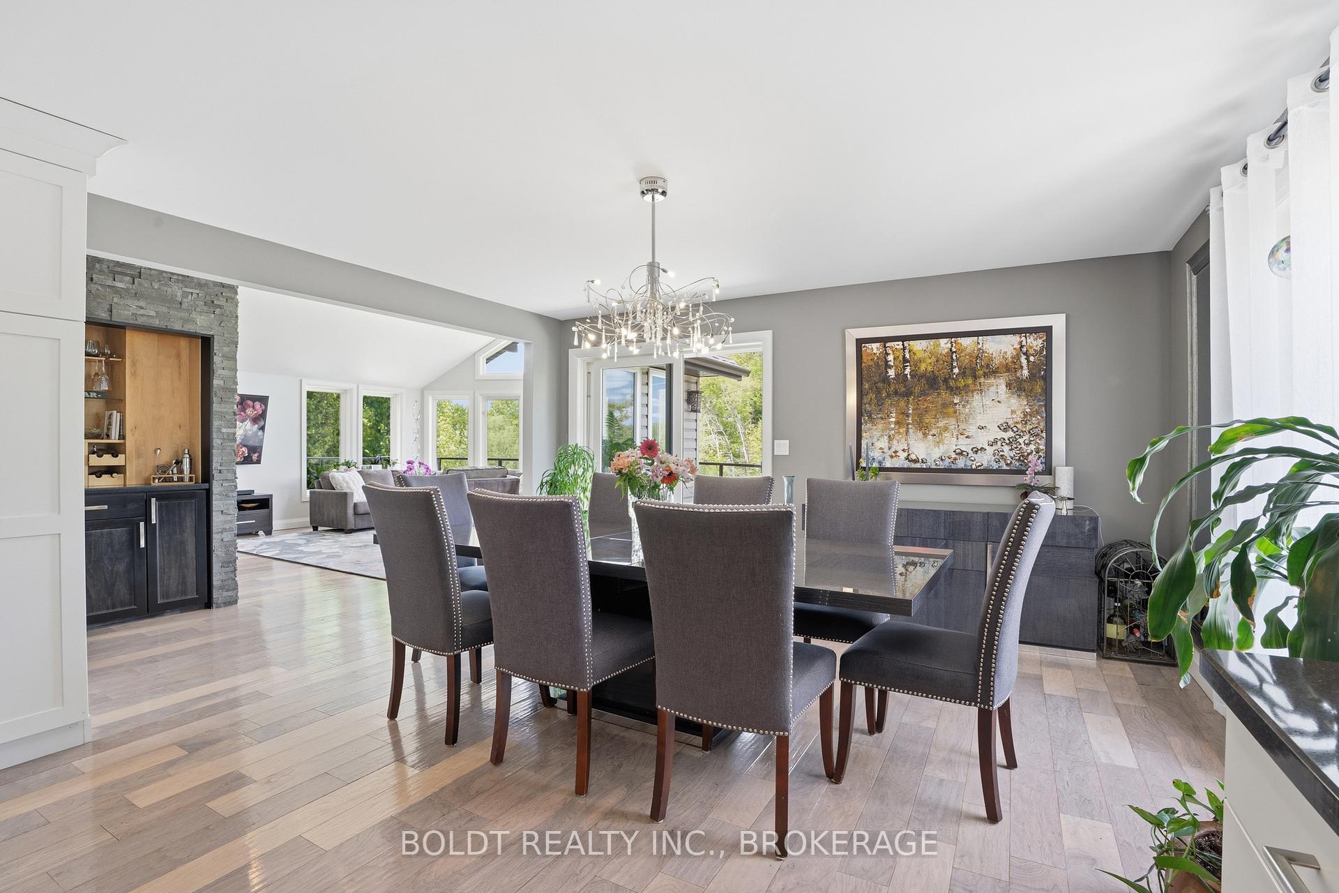 Photo 13 of 99 Donjon Boulevard, Norfolk, Port Dover — HOMEH