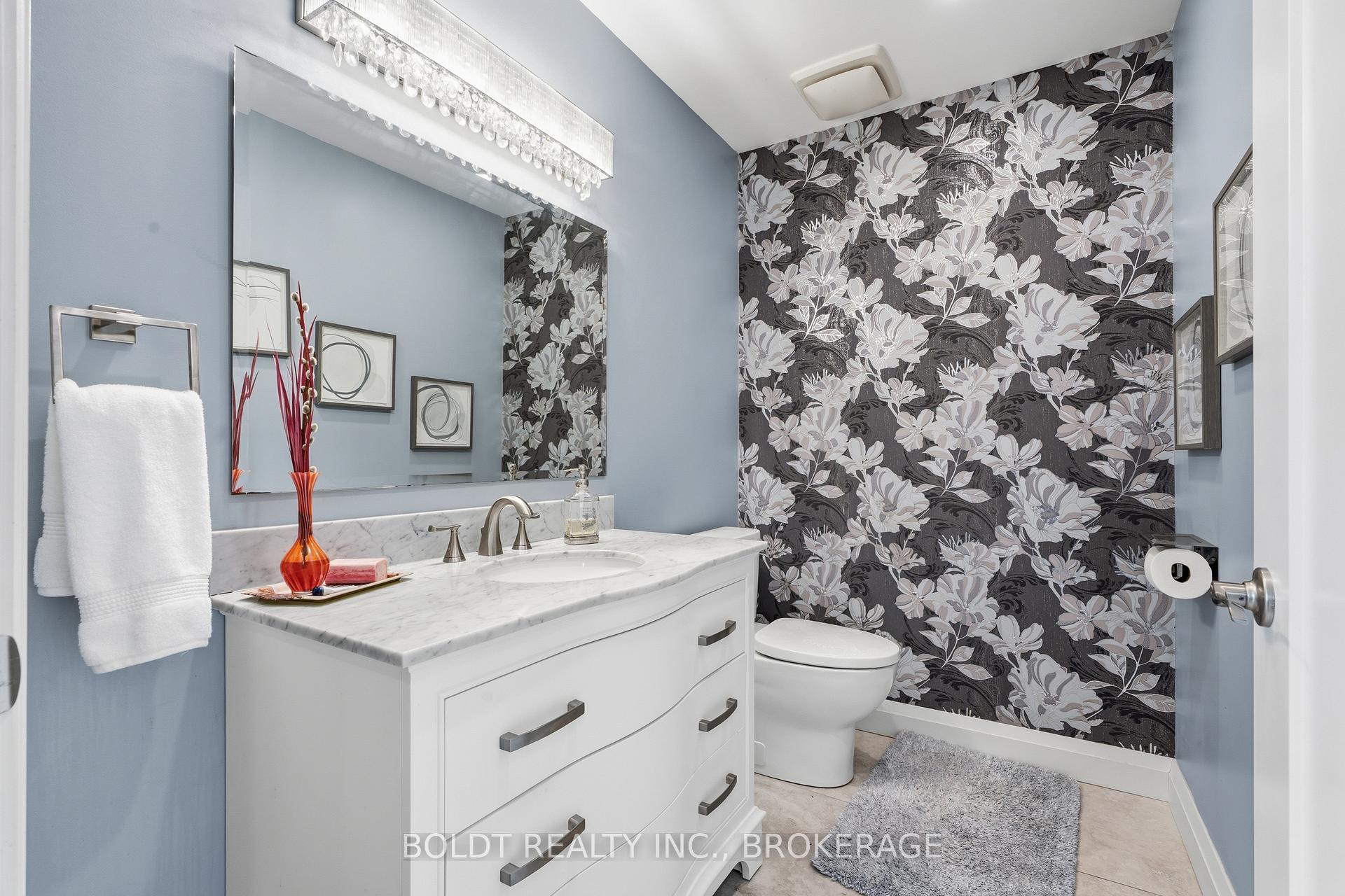 Photo 16 of 99 Donjon Boulevard, Norfolk, Port Dover — HOMEH