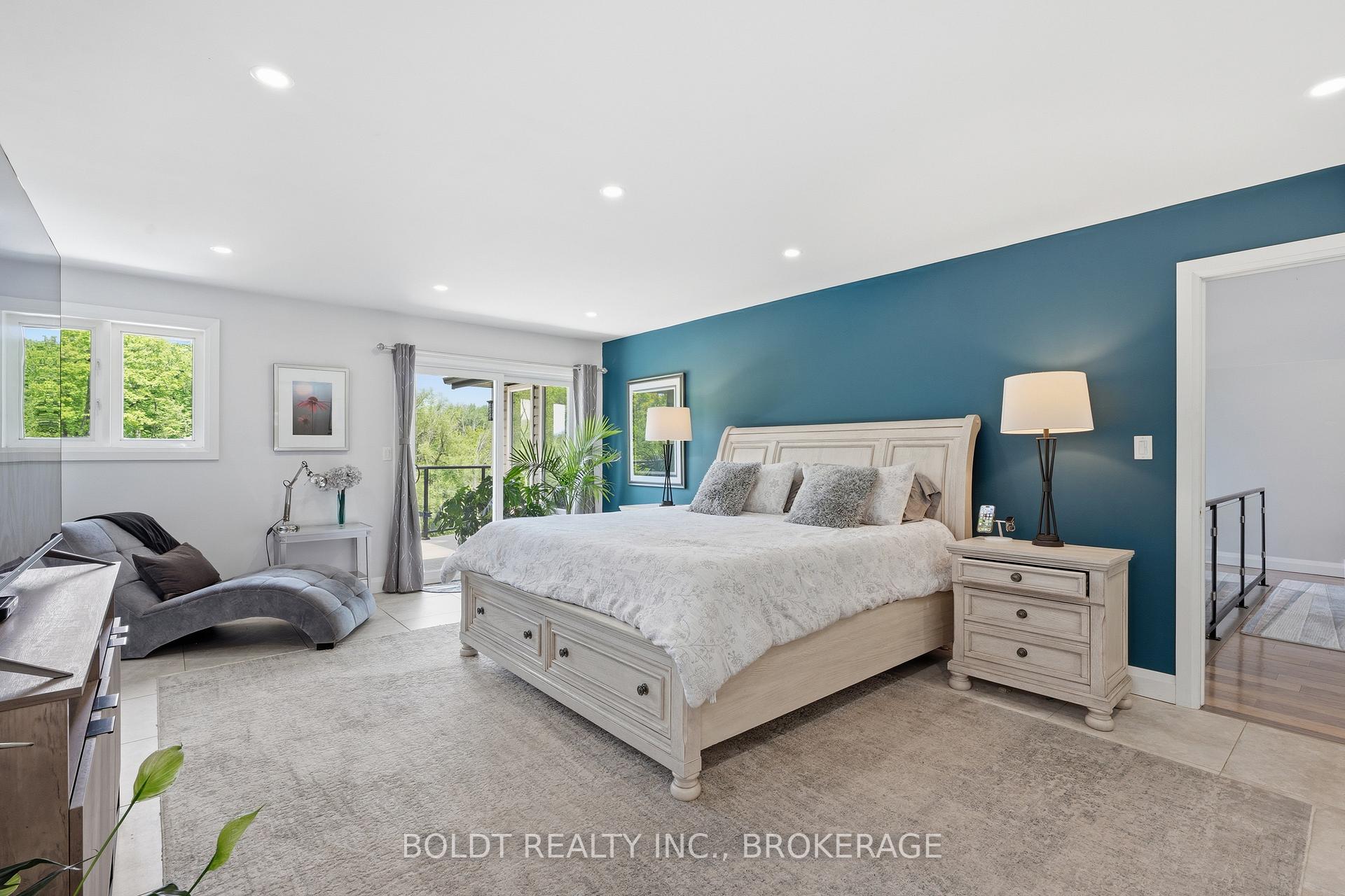 Photo 21 of 99 Donjon Boulevard, Norfolk, Port Dover — HOMEH