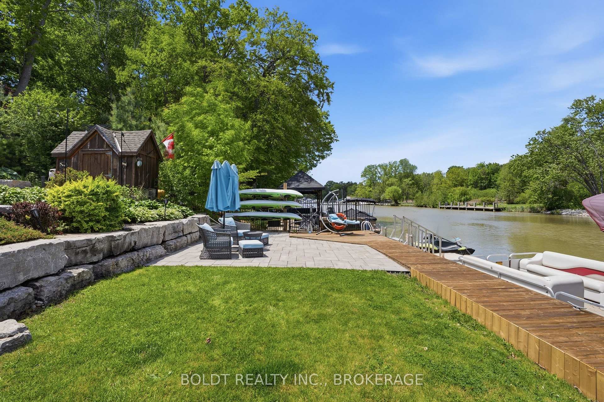 Photo 42 of 99 Donjon Boulevard, Norfolk, Port Dover — HOMEH