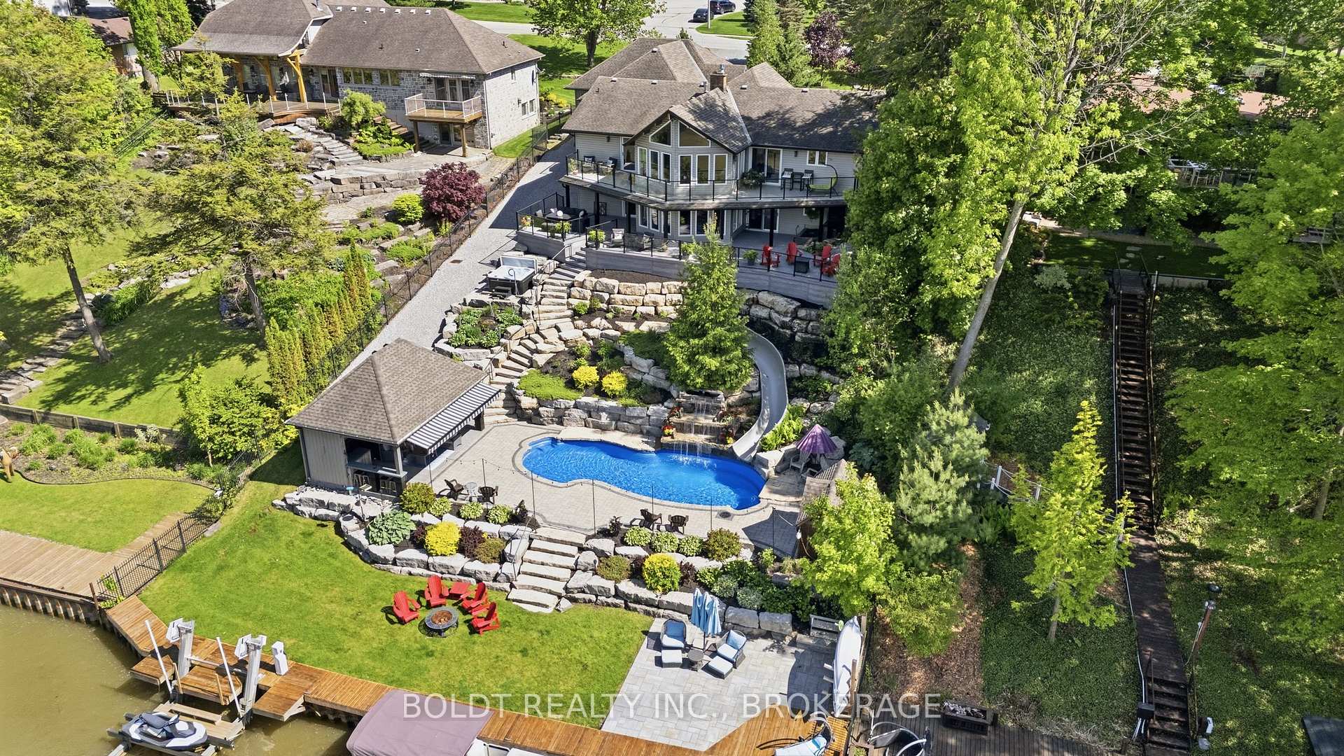 Photo 47 of 99 Donjon Boulevard, Norfolk, Port Dover — HOMEH