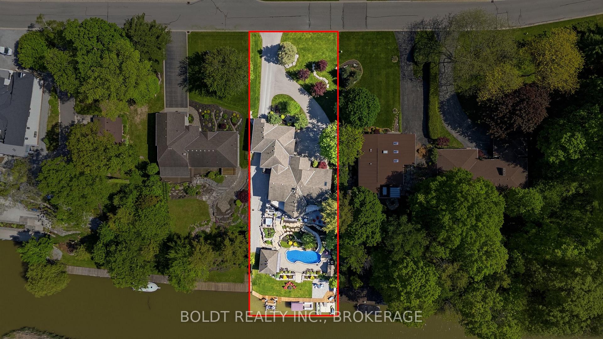 Photo 49 of 99 Donjon Boulevard, Norfolk, Port Dover — HOMEH