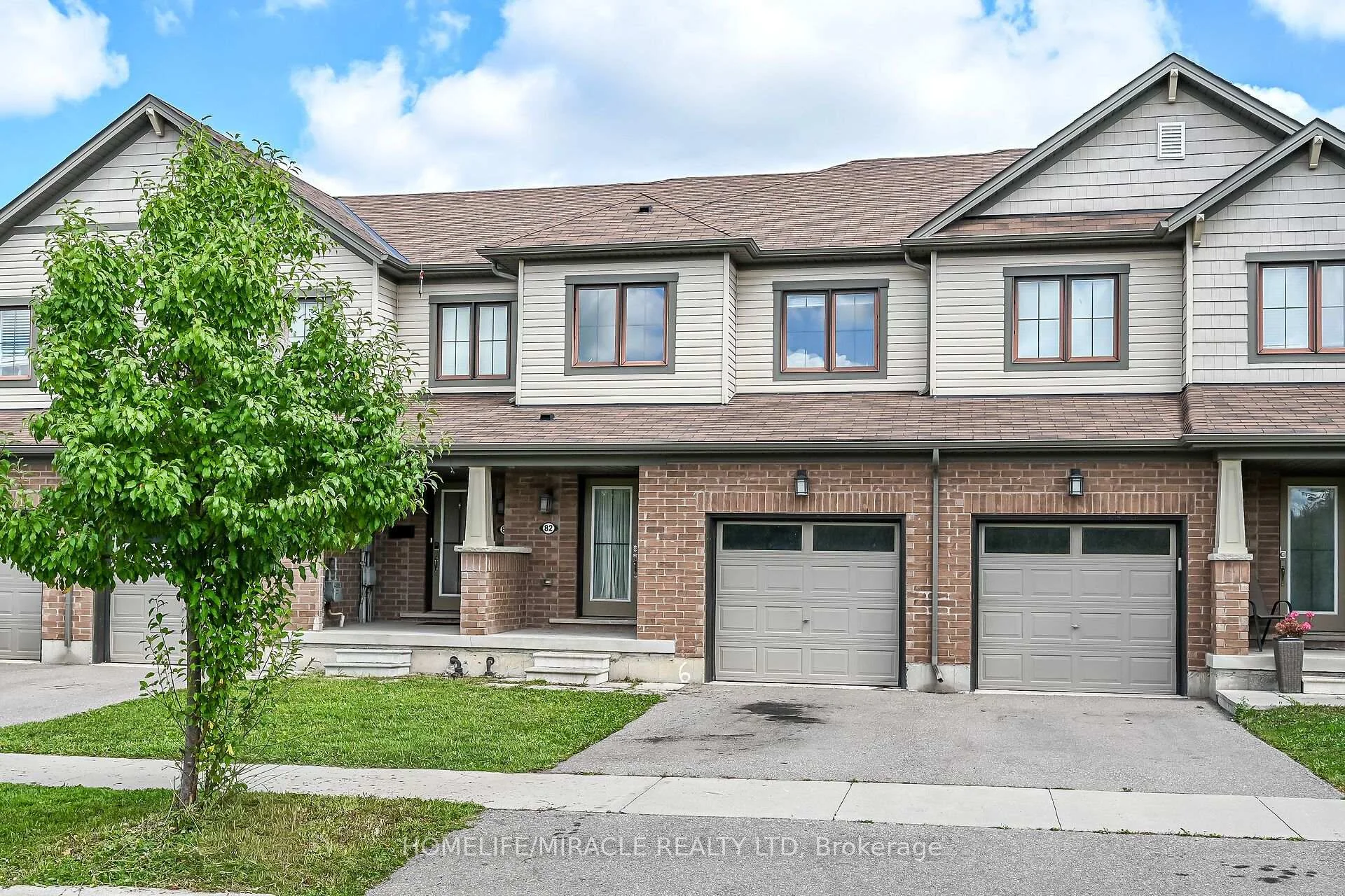 Front of 82 Scarletwood Street