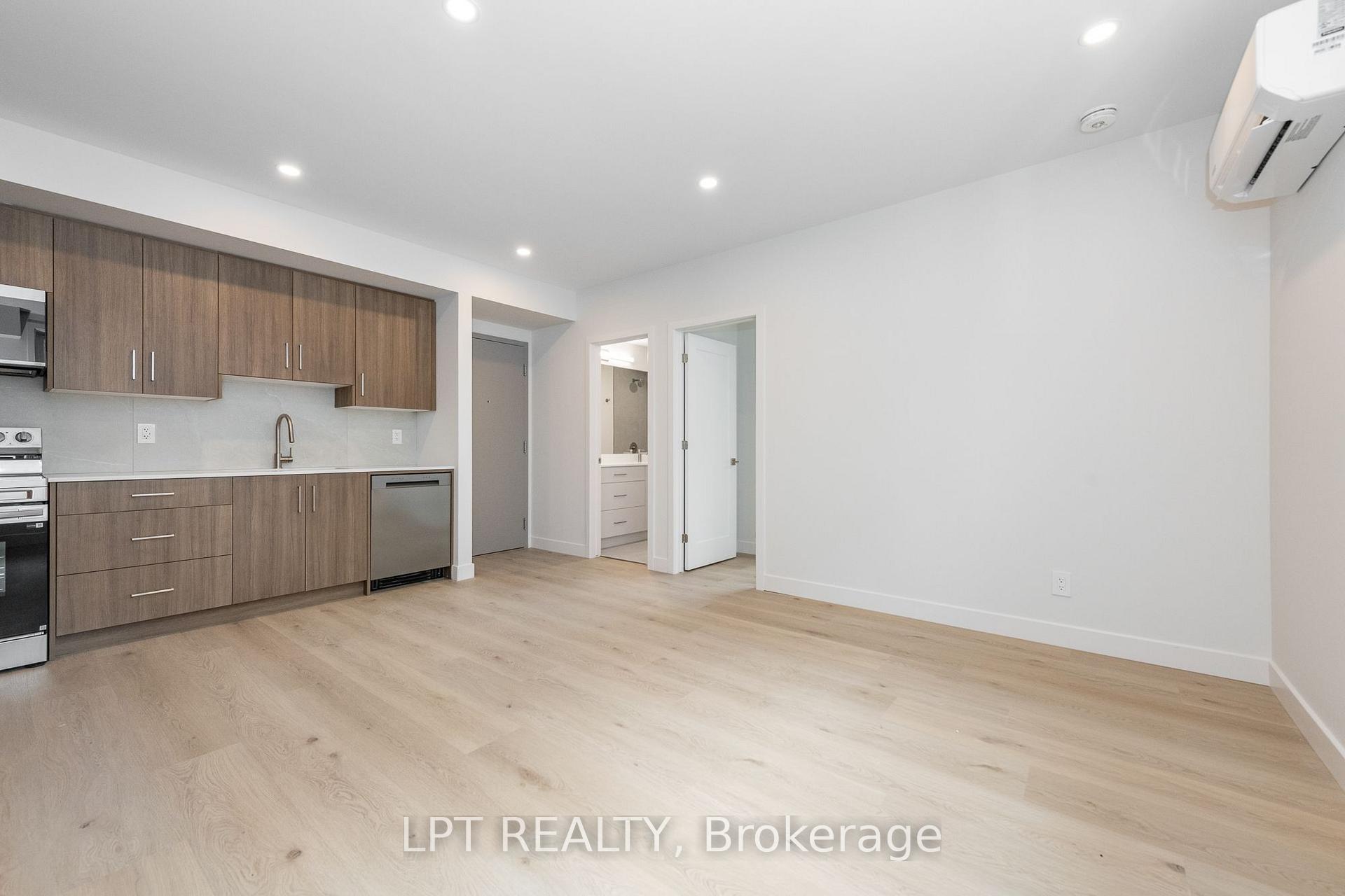 Photo 2 of Unit 1, 249 Columbus Avenue, Ottawa, Overbrook/Castle Heights — HOMEH