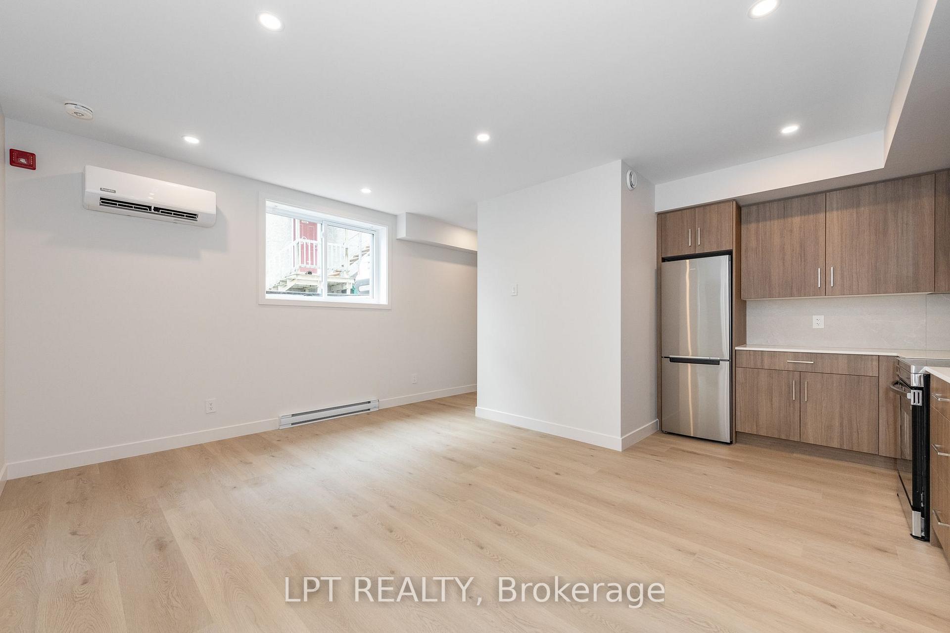 Photo 5 of Unit 1, 249 Columbus Avenue, Ottawa, Overbrook/Castle Heights — HOMEH