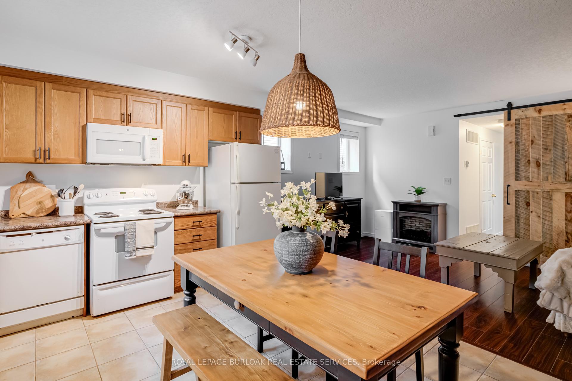 Photo 15 of Unit 9A, 1941 Ottawa Street S, Kitchener, Larentian West — HOMEH
