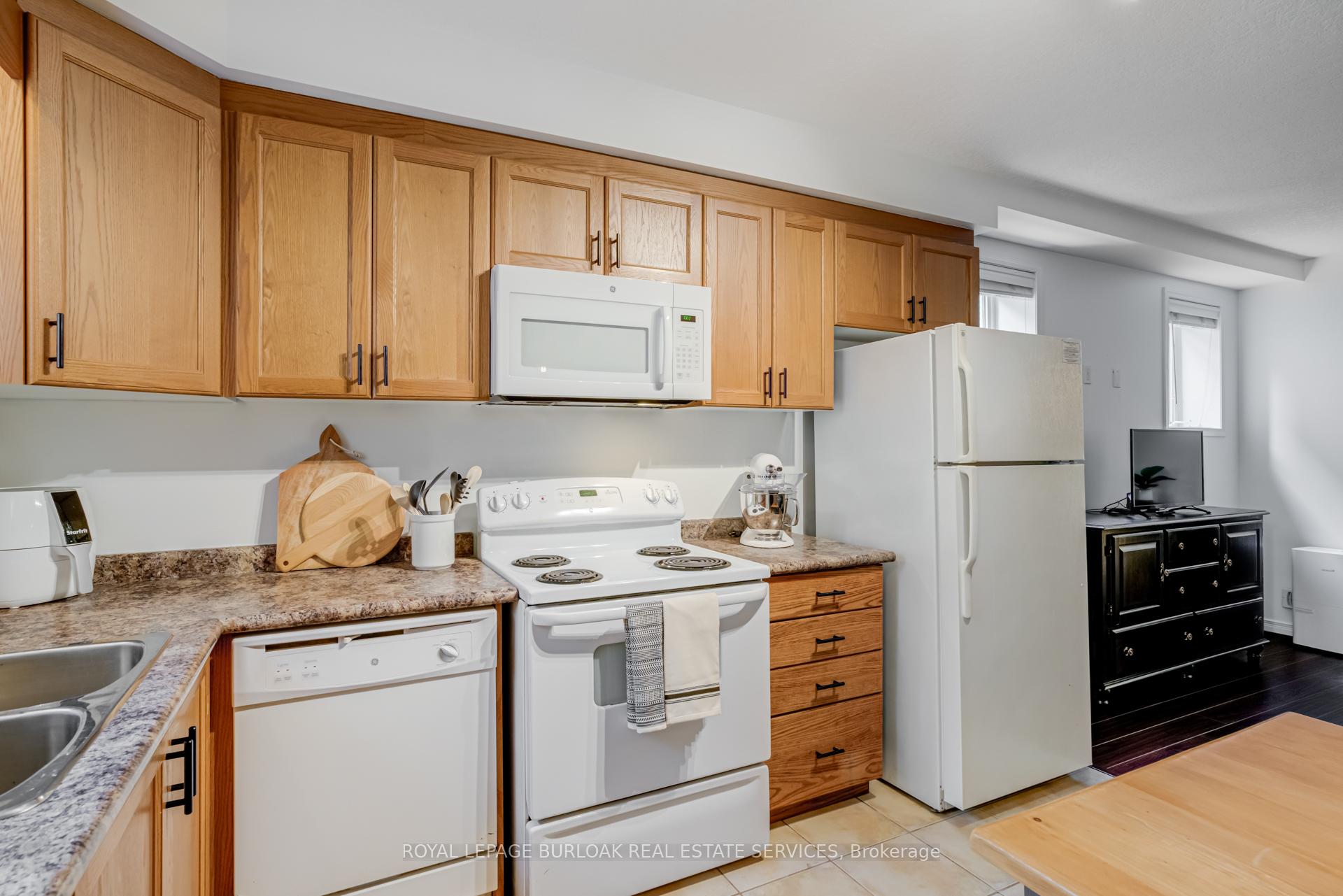 Photo 17 of Unit 9A, 1941 Ottawa Street S, Kitchener, Larentian West — HOMEH