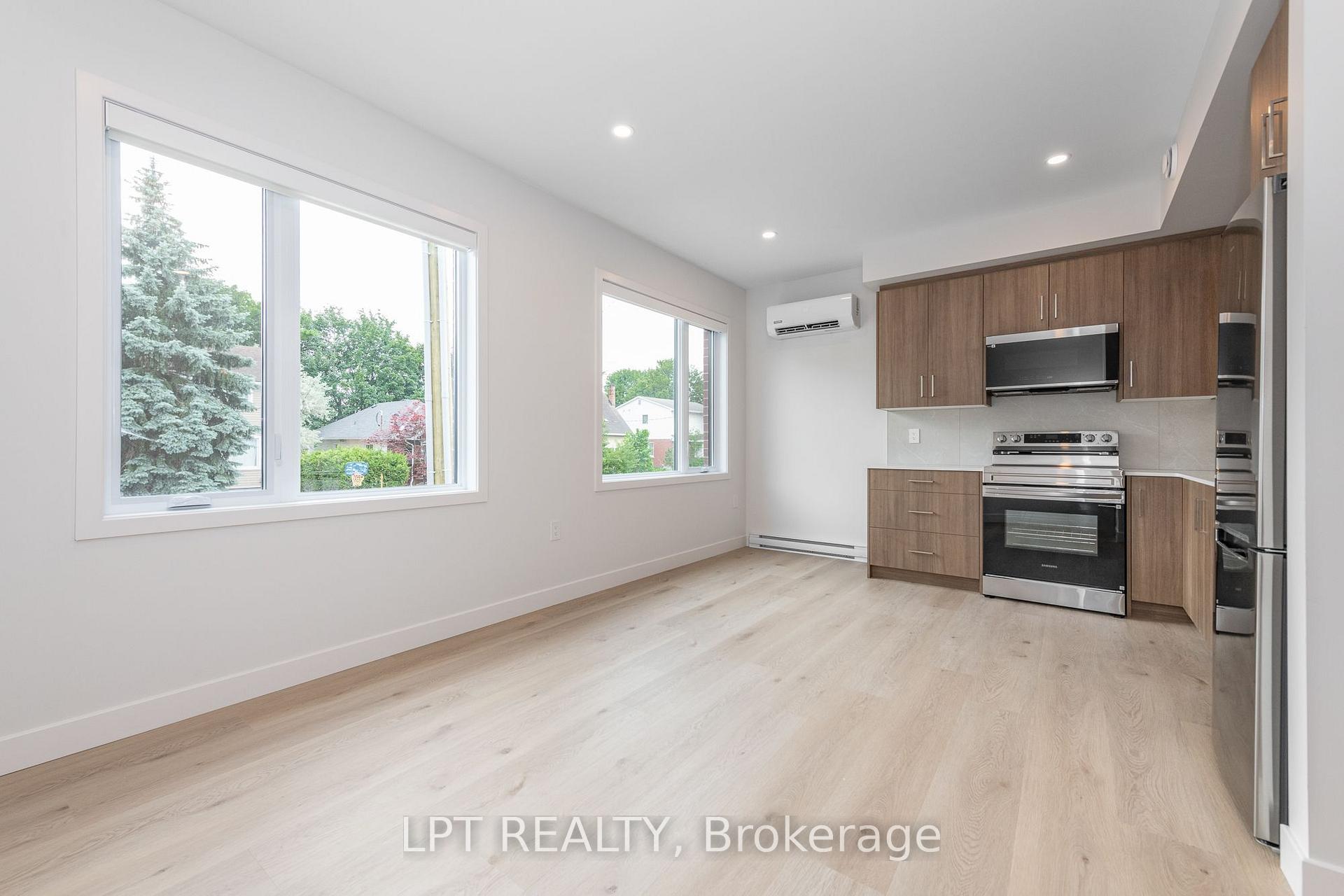 Photo 3 of Unit 3, 249 Columbus Avenue, Ottawa, Overbrook/Castle Heights — HOMEH
