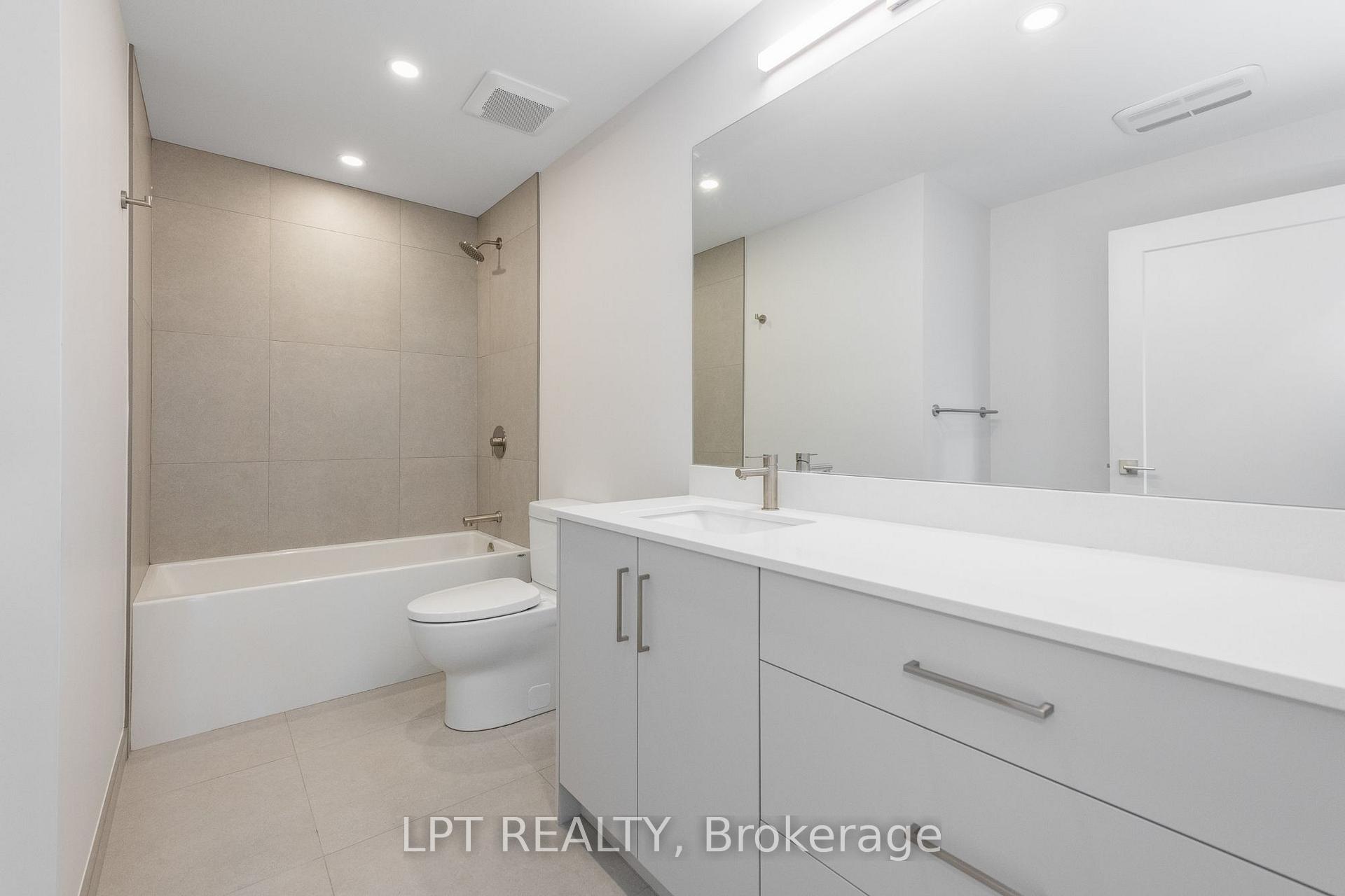 Photo 13 of Unit 3, 249 Columbus Avenue, Ottawa, Overbrook/Castle Heights — HOMEH