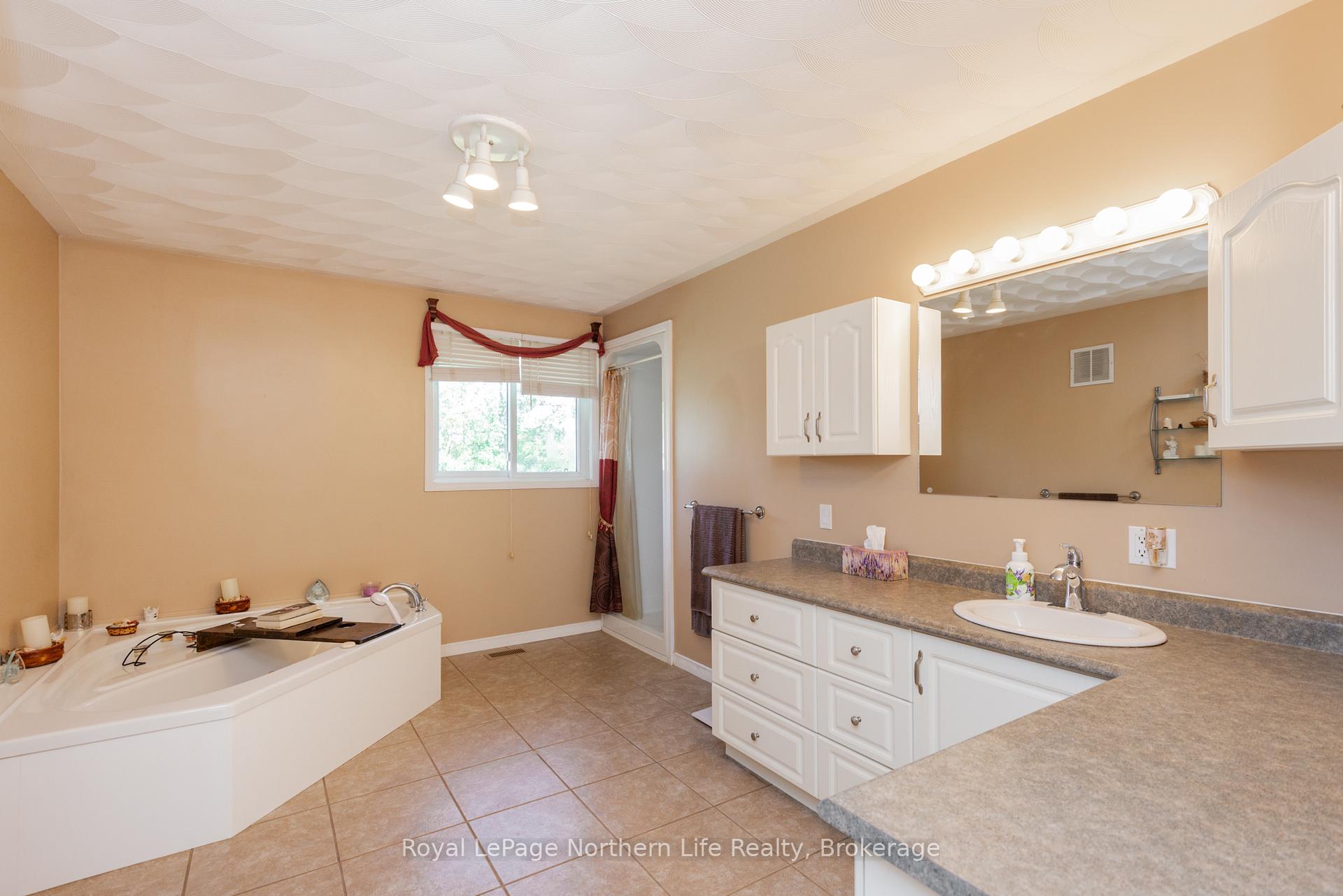 Photo 18 of 68 Chenier Road, Mattawa — HOMEH