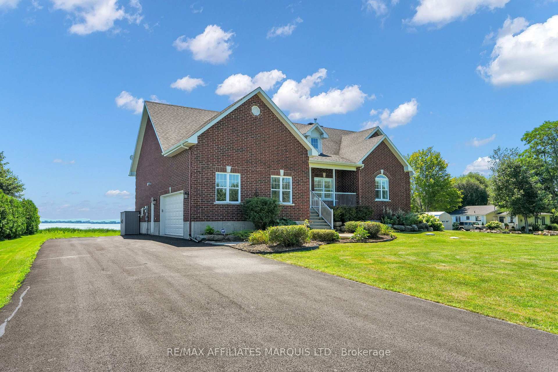 Photo 1 of 6266 Karen Drive, South Glengarry, South Glengarry (Lancaster) Twp — HOMEH