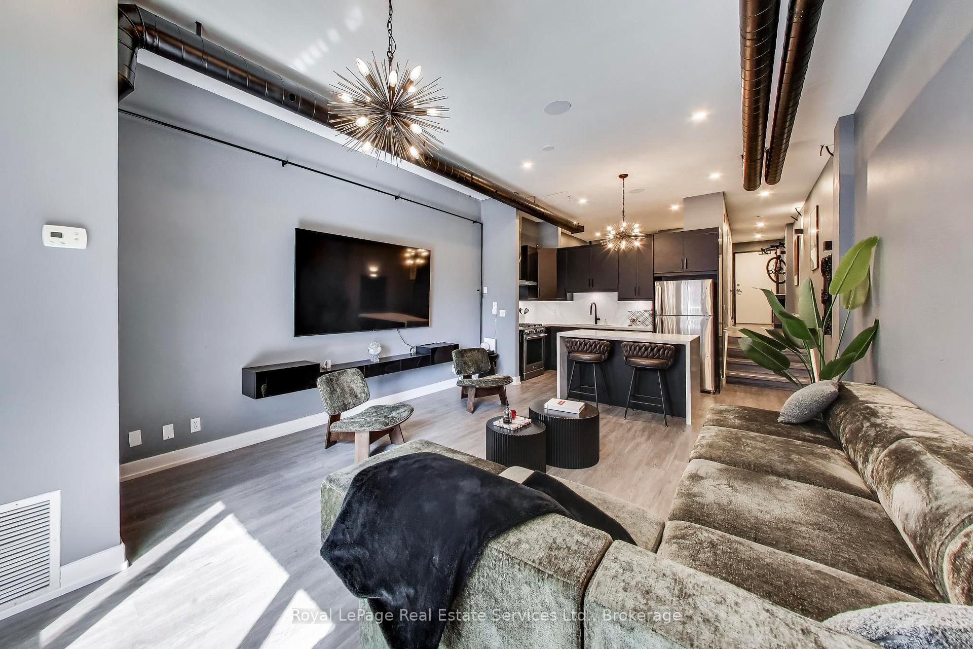 Photo 5 of Unit 202, 766 King Street W, Toronto, Niagara — HOMEH