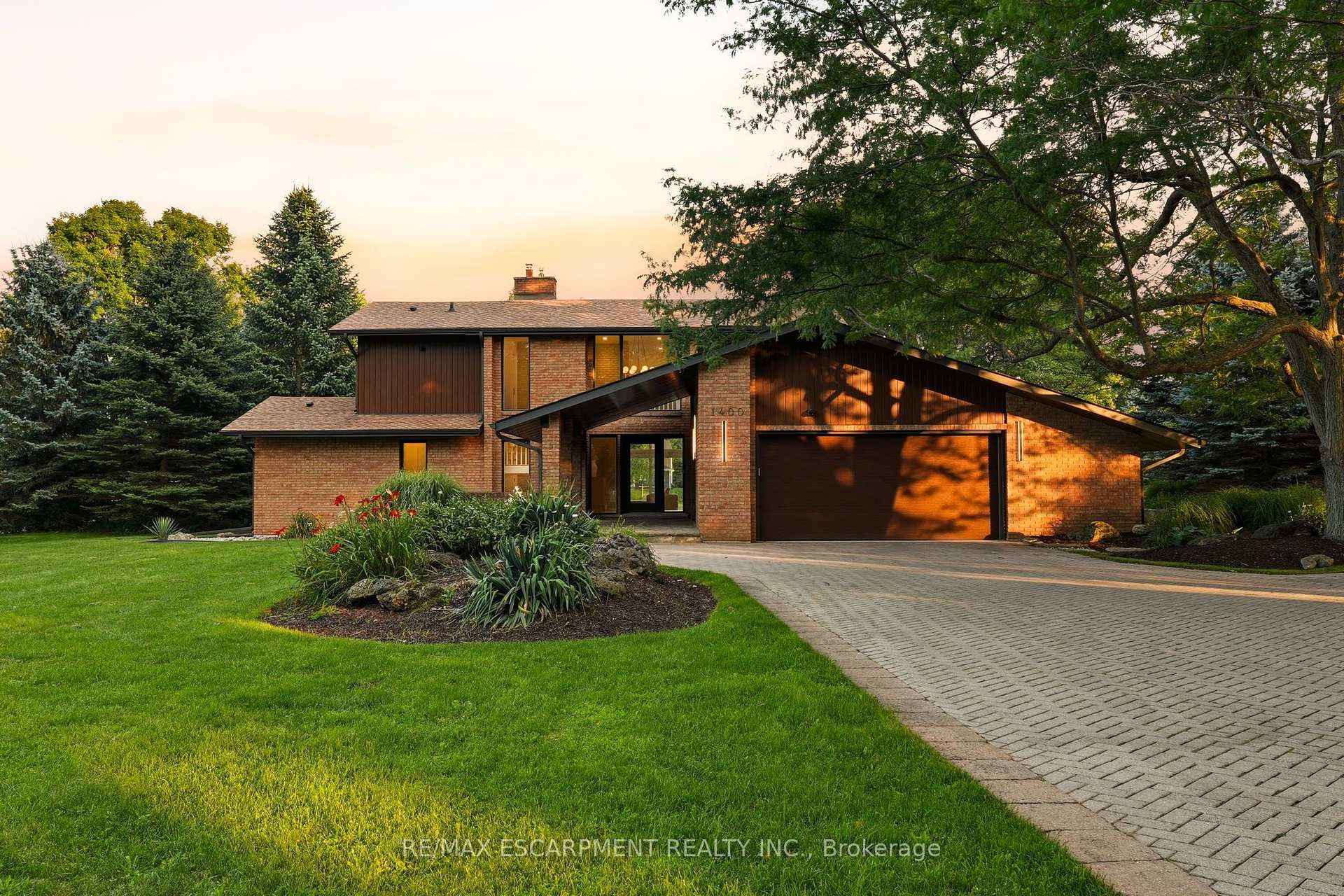 Photo 7 of 1400 1 Side Road, Burlington, Rural Burlington — HOMEH