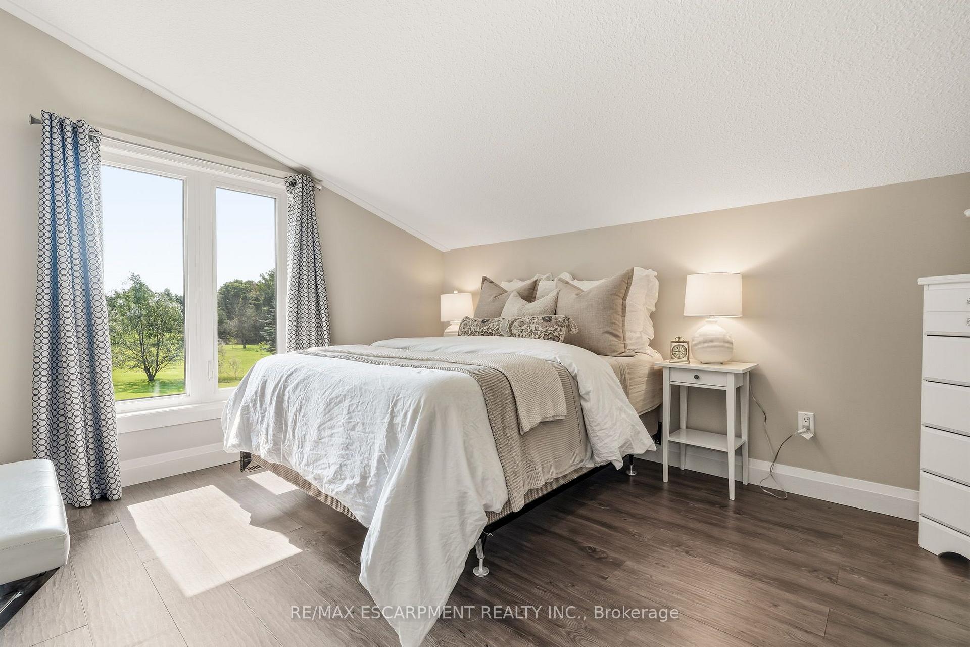 Photo 48 of 1400 1 Side Road, Burlington, Rural Burlington — HOMEH