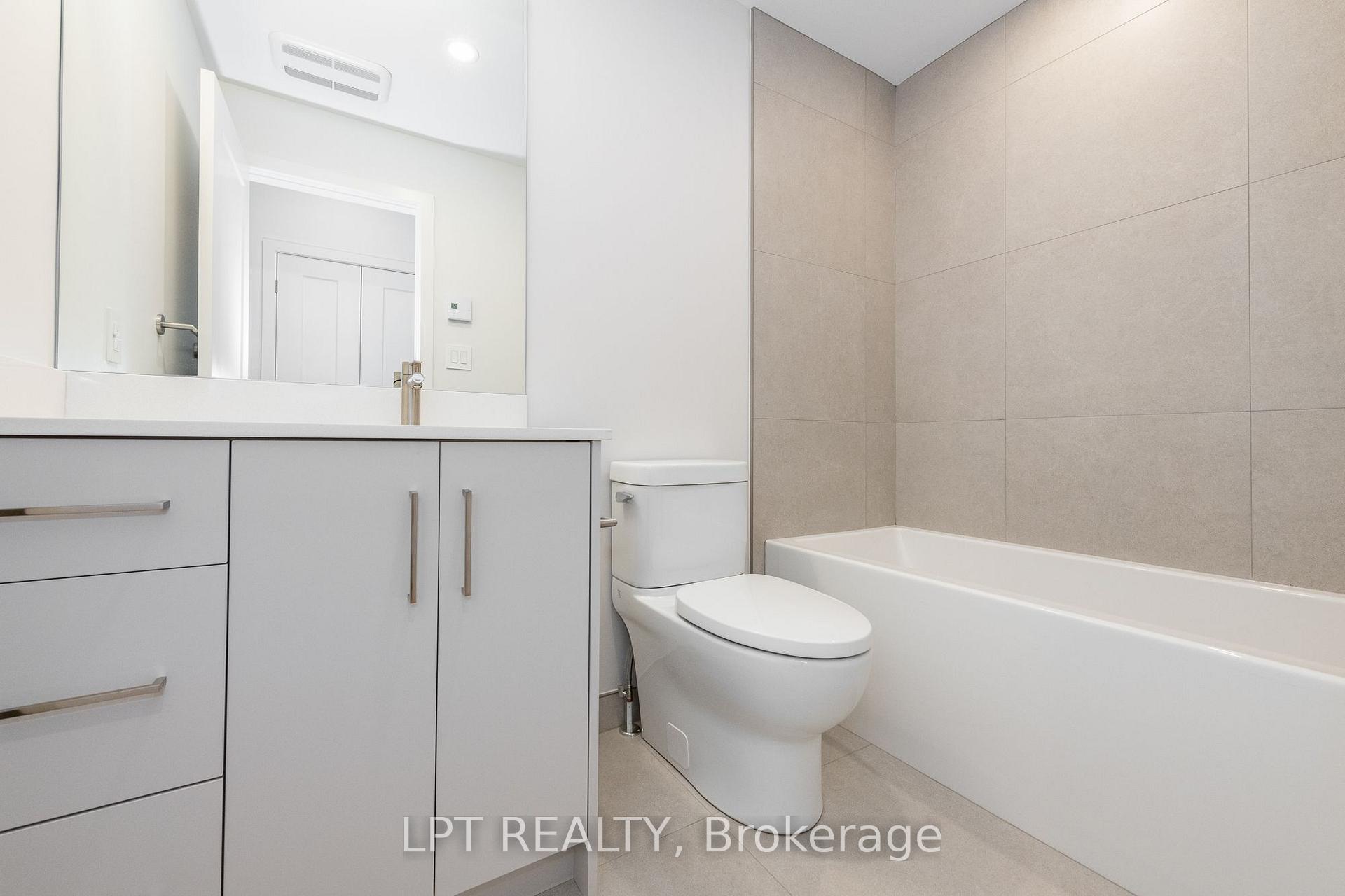 Photo 14 of Unit 4, 249 Columbus Avenue, Ottawa, Overbrook/Castle Heights — HOMEH