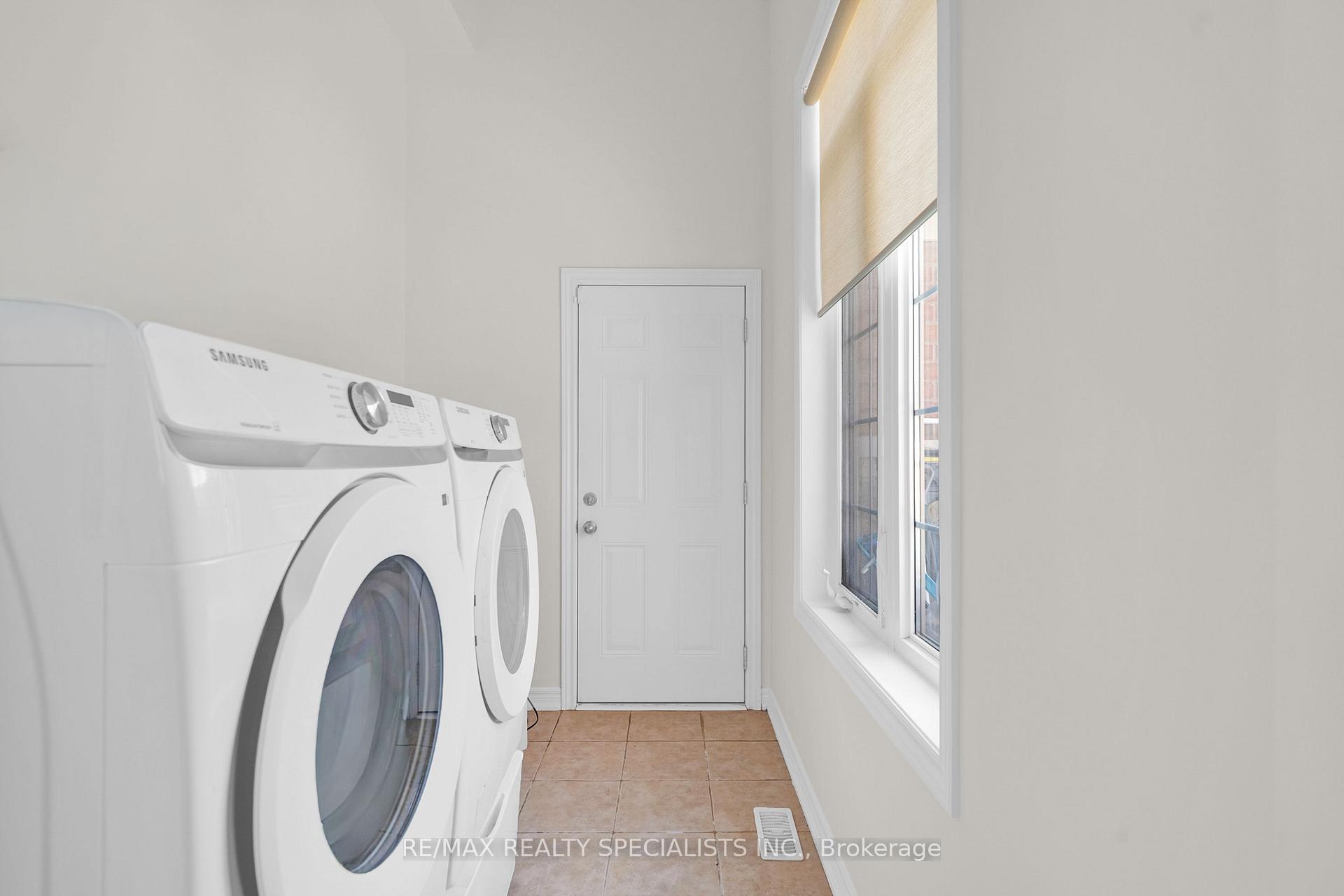 Photo 18 of 177 East's Corners Boulevard, Vaughan, Kleinburg — HOMEH