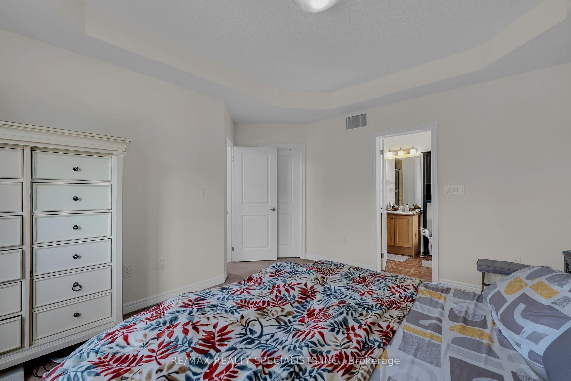 Photo 22 of 177 East's Corners Boulevard, Vaughan, Kleinburg — HOMEH