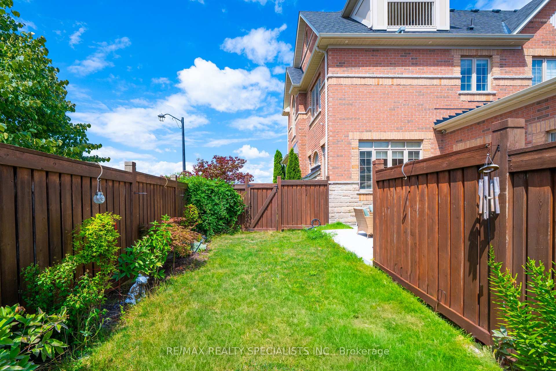 Photo 37 of 177 East's Corners Boulevard, Vaughan, Kleinburg — HOMEH