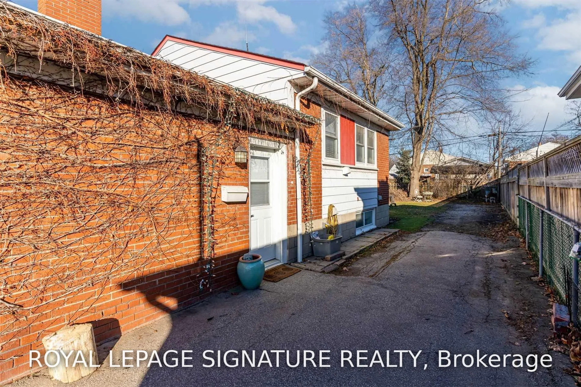 Photo 14 of 23 Denham Road, Scarborough, Dorset Park — HOMEH