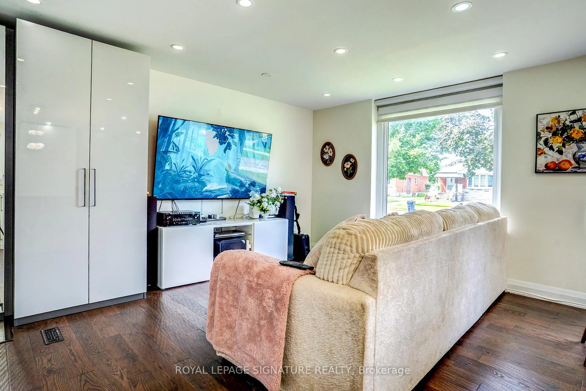 Photo 20 of 23 Denham Road, Scarborough, Dorset Park — HOMEH