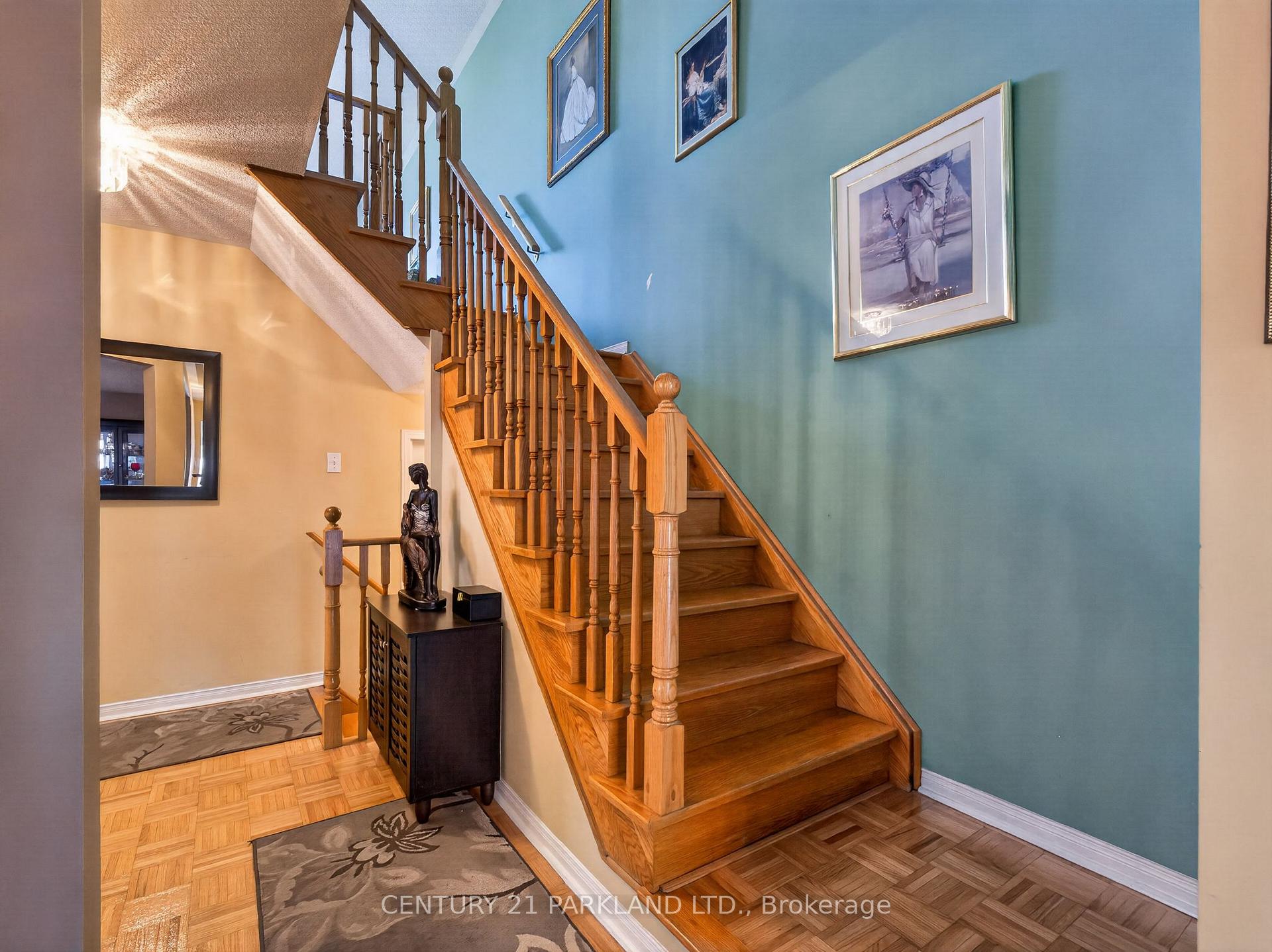 Photo 20 of 181 Purcell Crescent, Vaughan, Maple — HOMEH