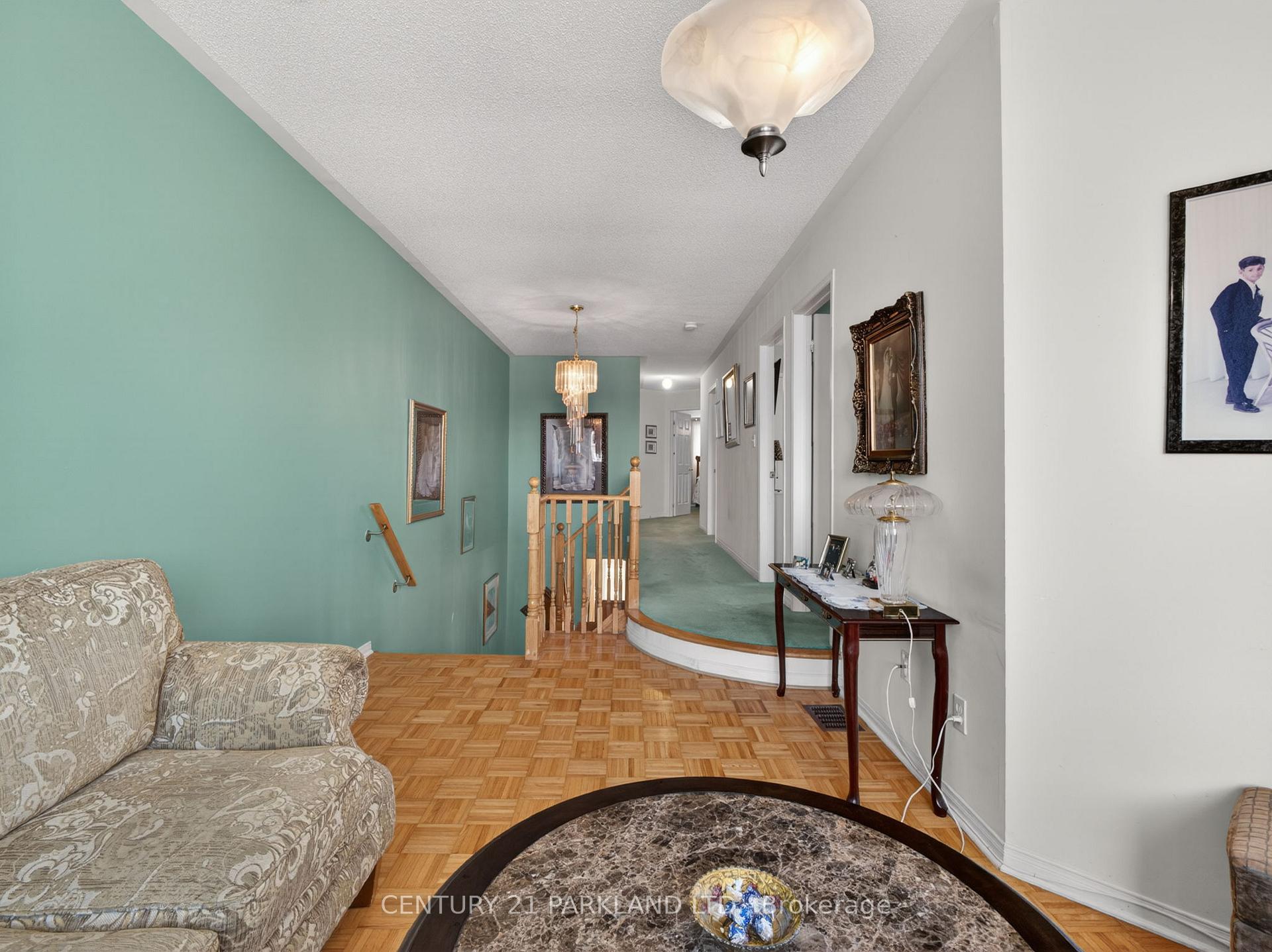 Photo 24 of 181 Purcell Crescent, Vaughan, Maple — HOMEH