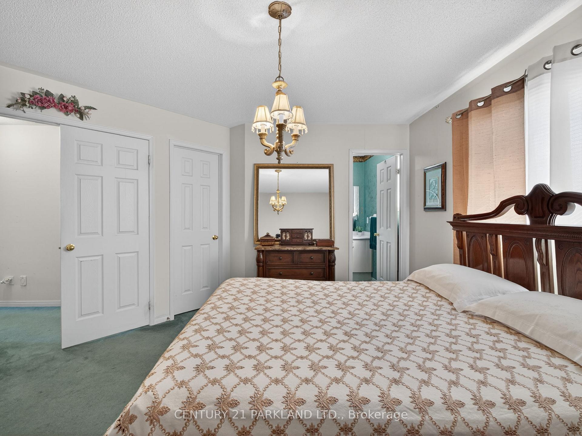 Photo 27 of 181 Purcell Crescent, Vaughan, Maple — HOMEH