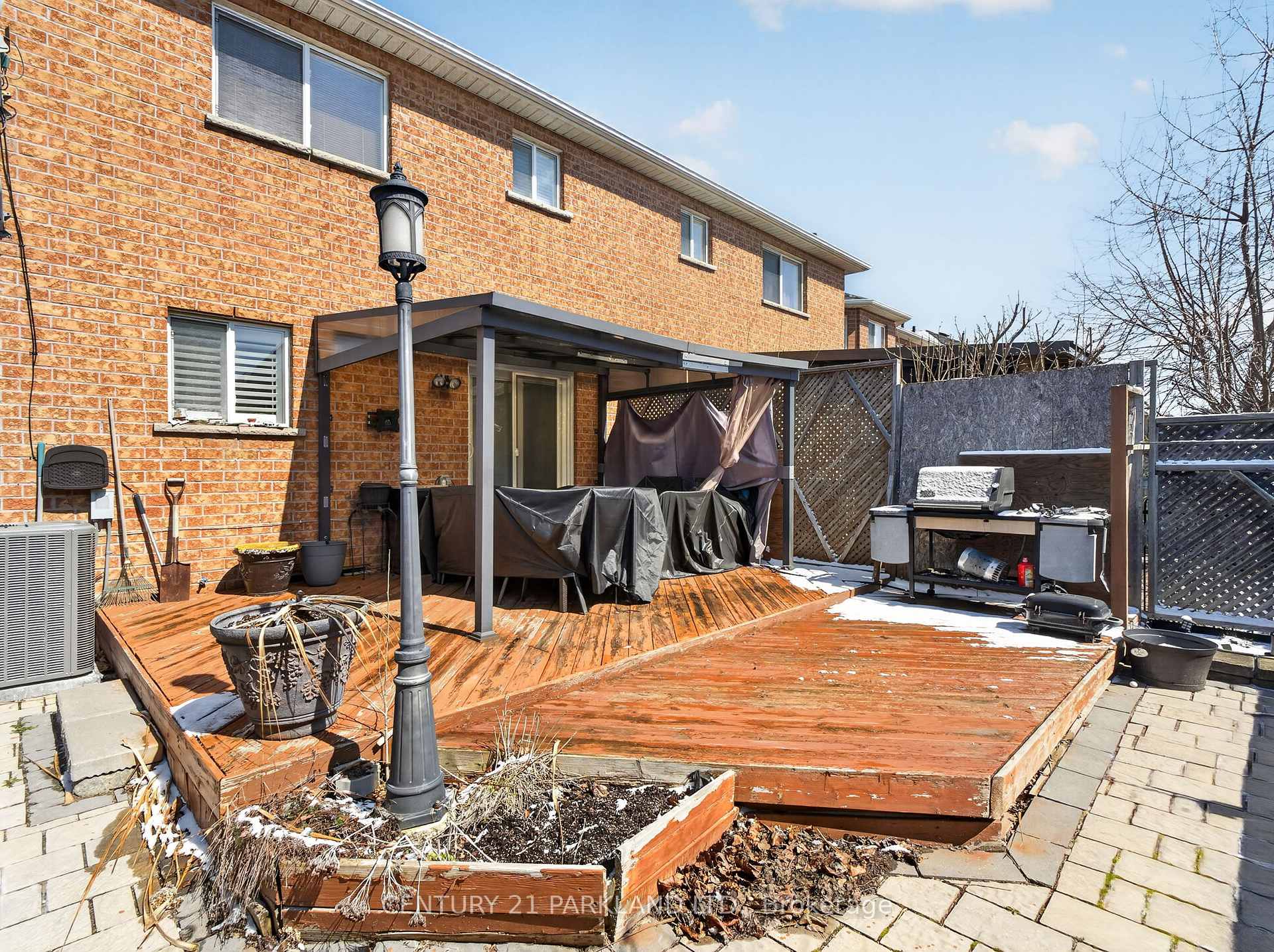 Photo 36 of 181 Purcell Crescent, Vaughan, Maple — HOMEH