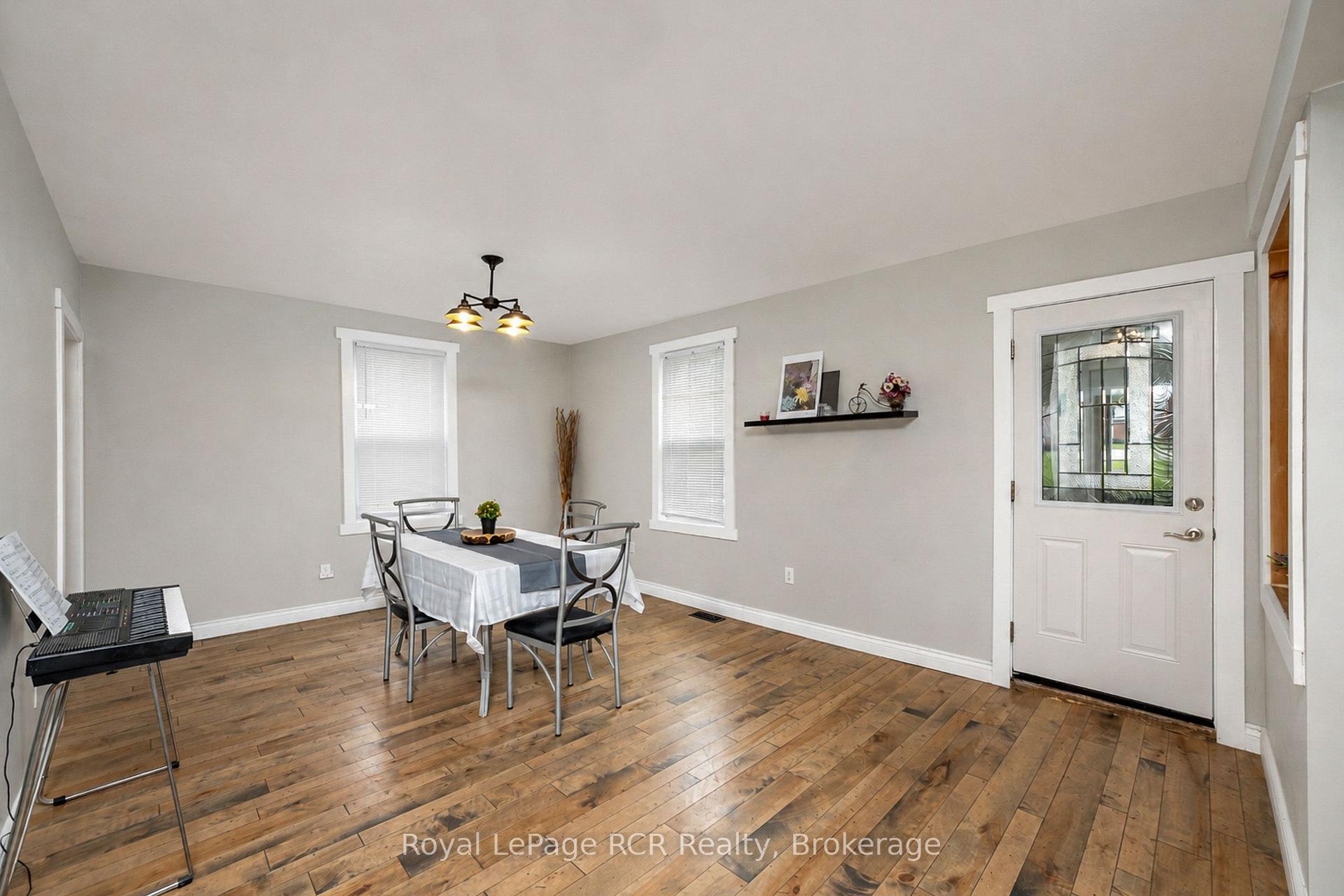 Photo 6 of 56 Main Street E, Grey Highlands — HOMEH